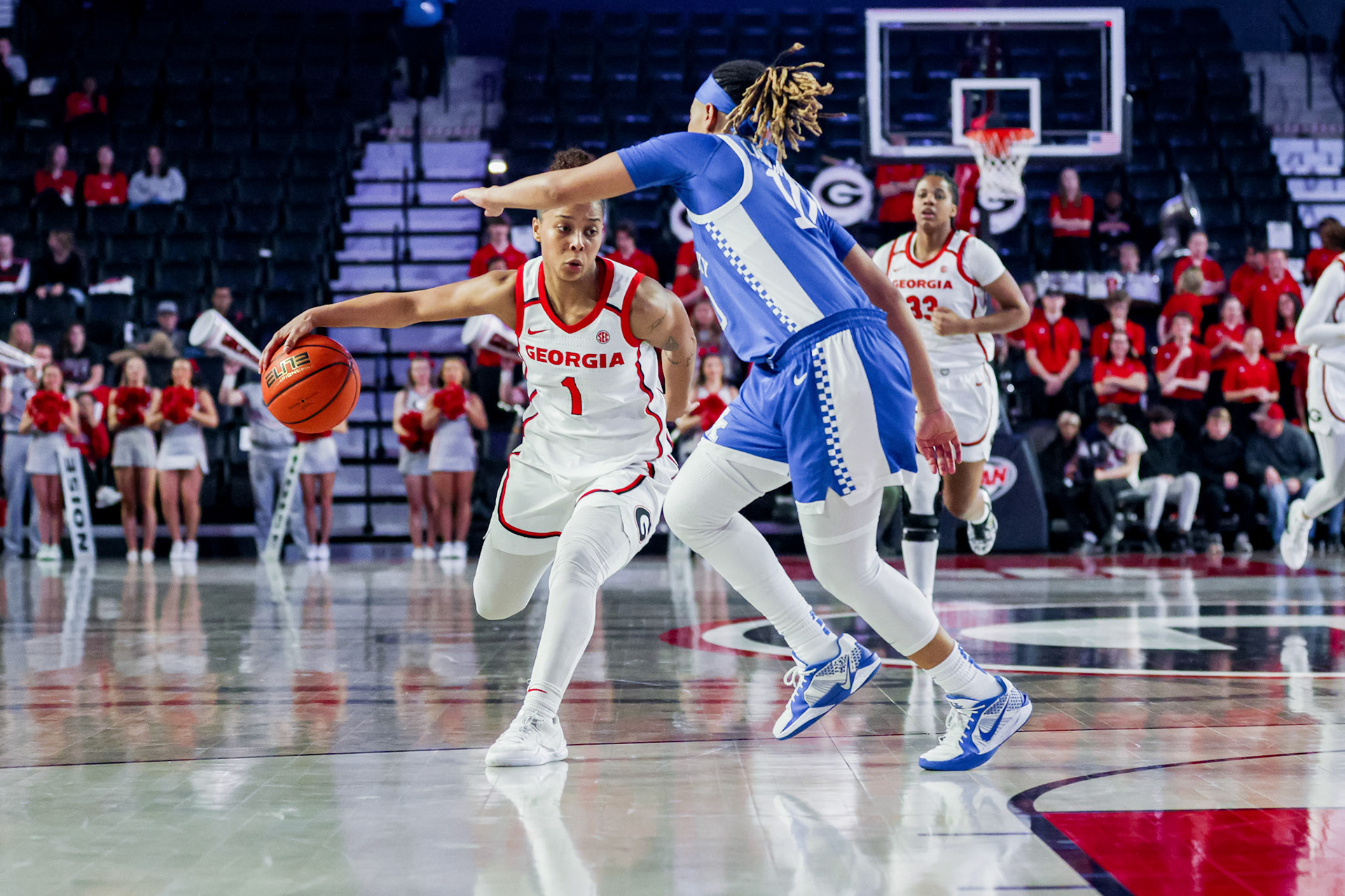 Georgia guard Asia Avinger (1) during Georgia’s game against Kentucky at Stegeman Coliseum in Athens, Ga., on Sunday, Jan. 19, 2025. (Blake Caviness/UGAAA)