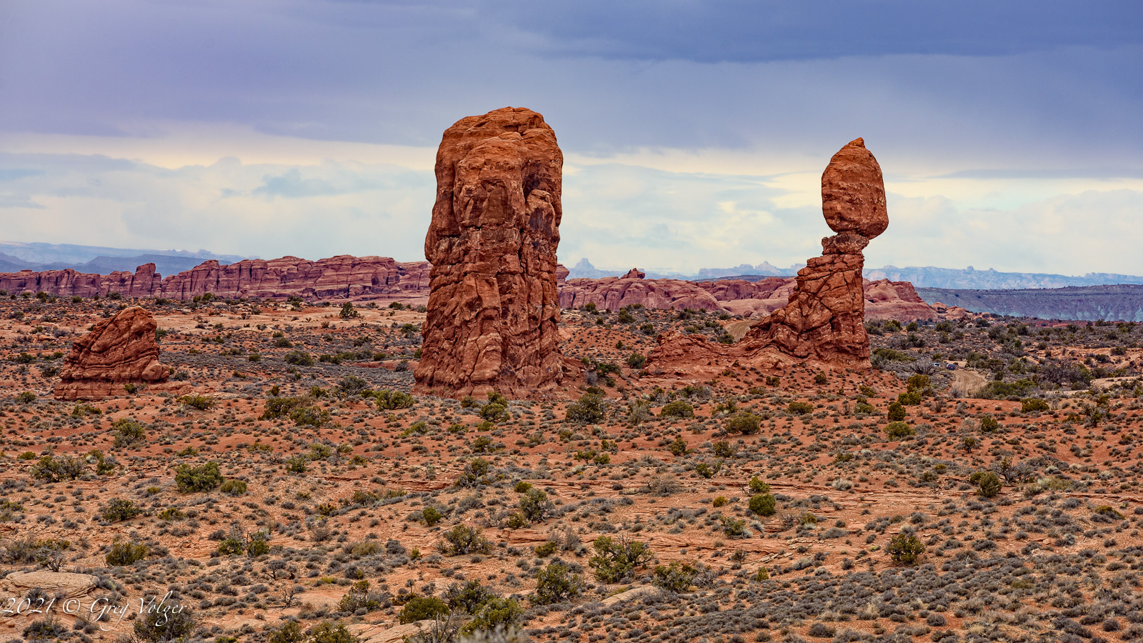 Balanced Rock, Arches National Park, Utah