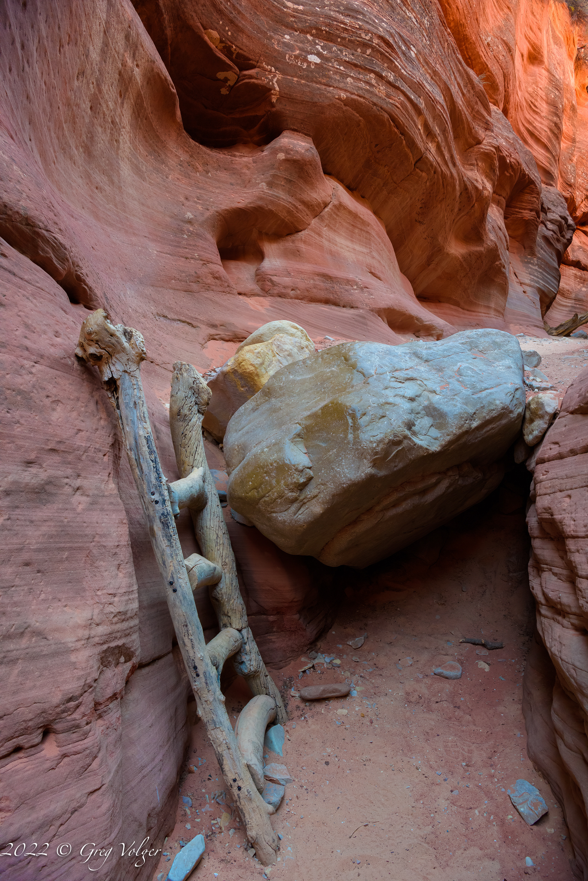 Peekaboo Slot Canyon