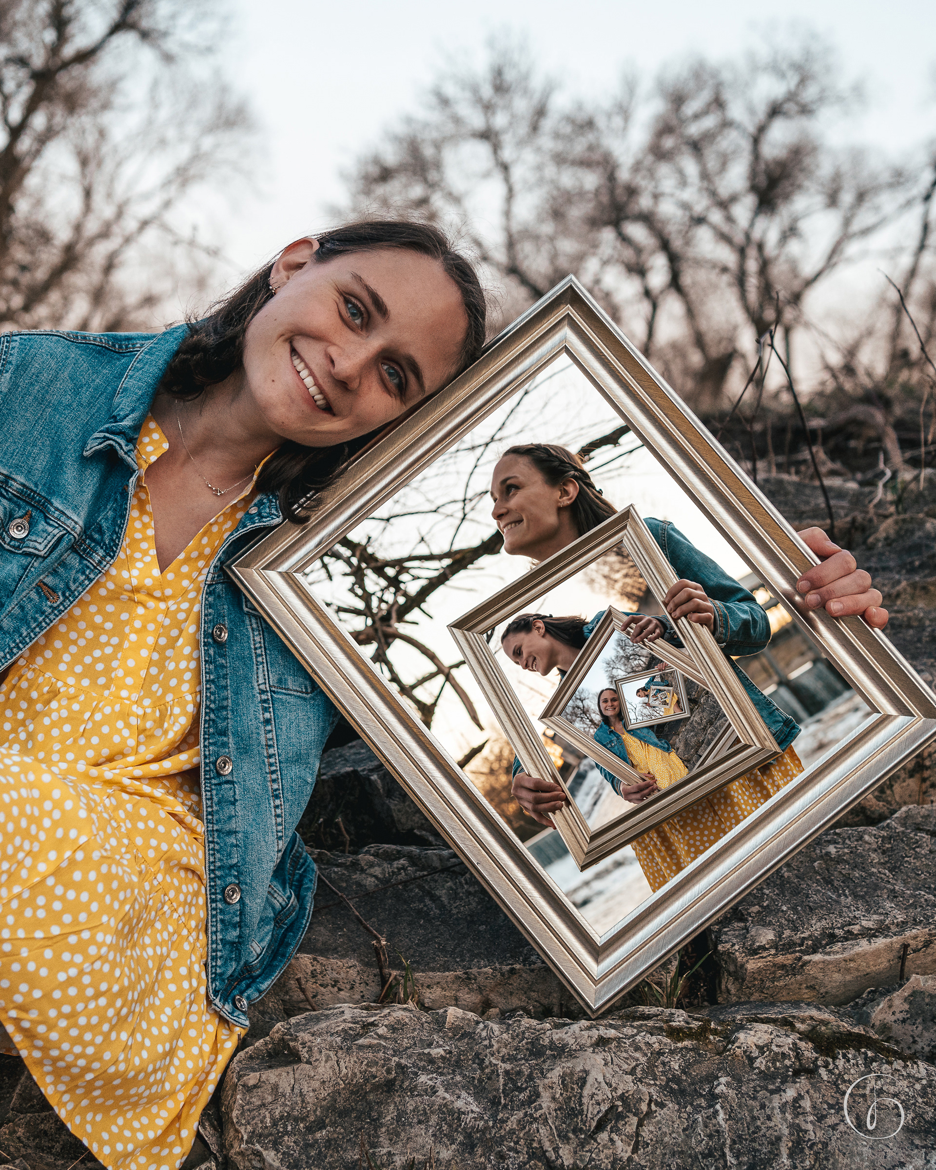 Frame in Frame