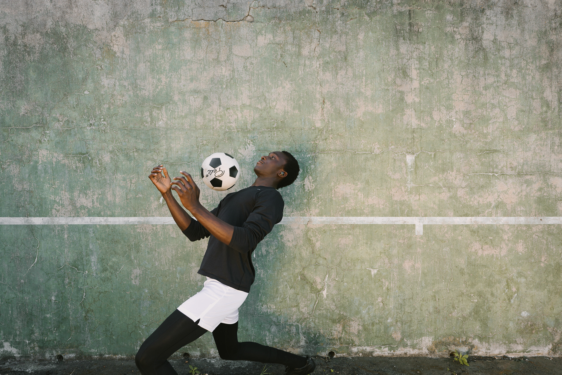 LG Tone Sport / South Africa / 2023