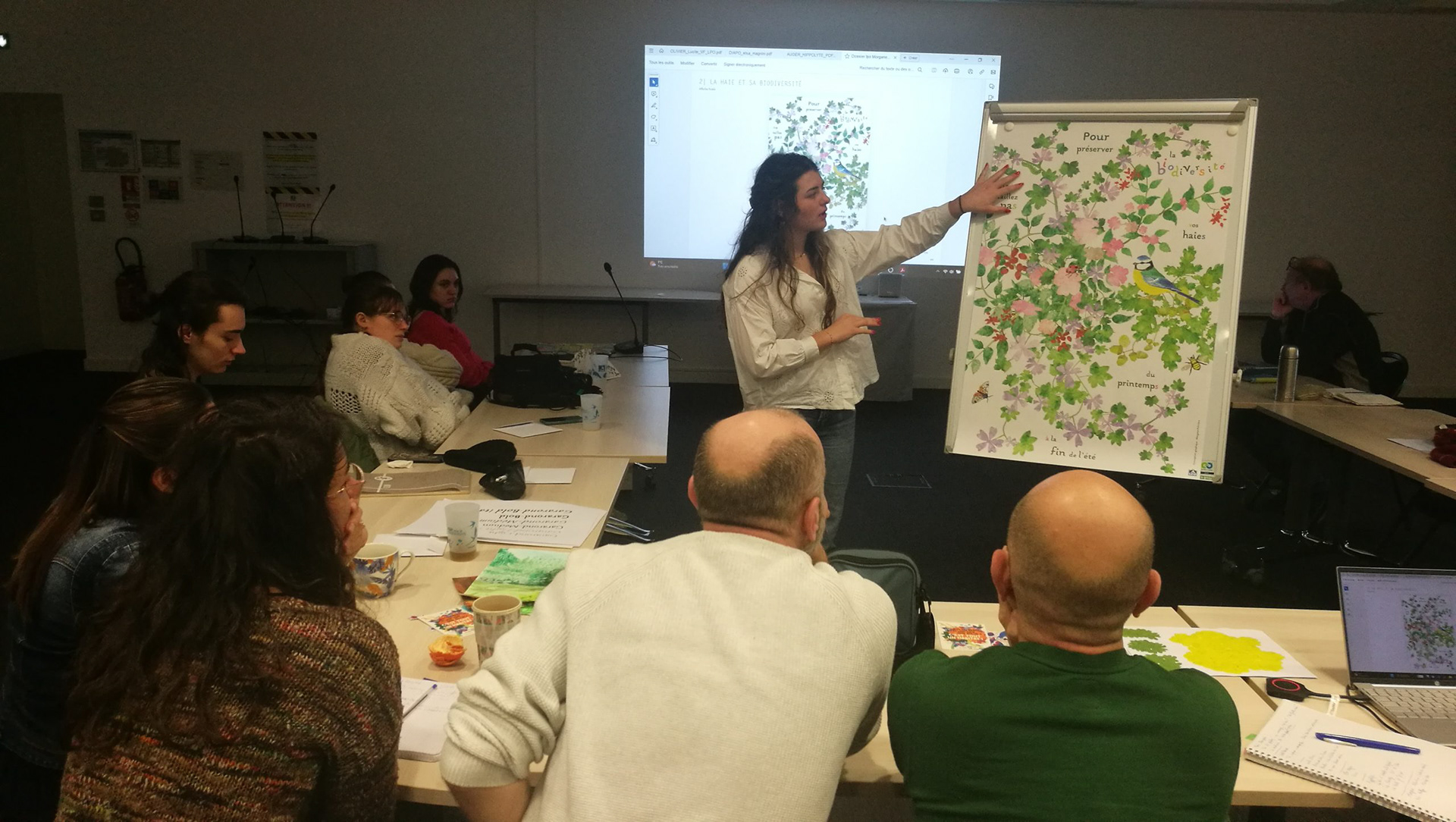 Présentation de l'affiche auprès du commanditaire au siège social à Rochefort