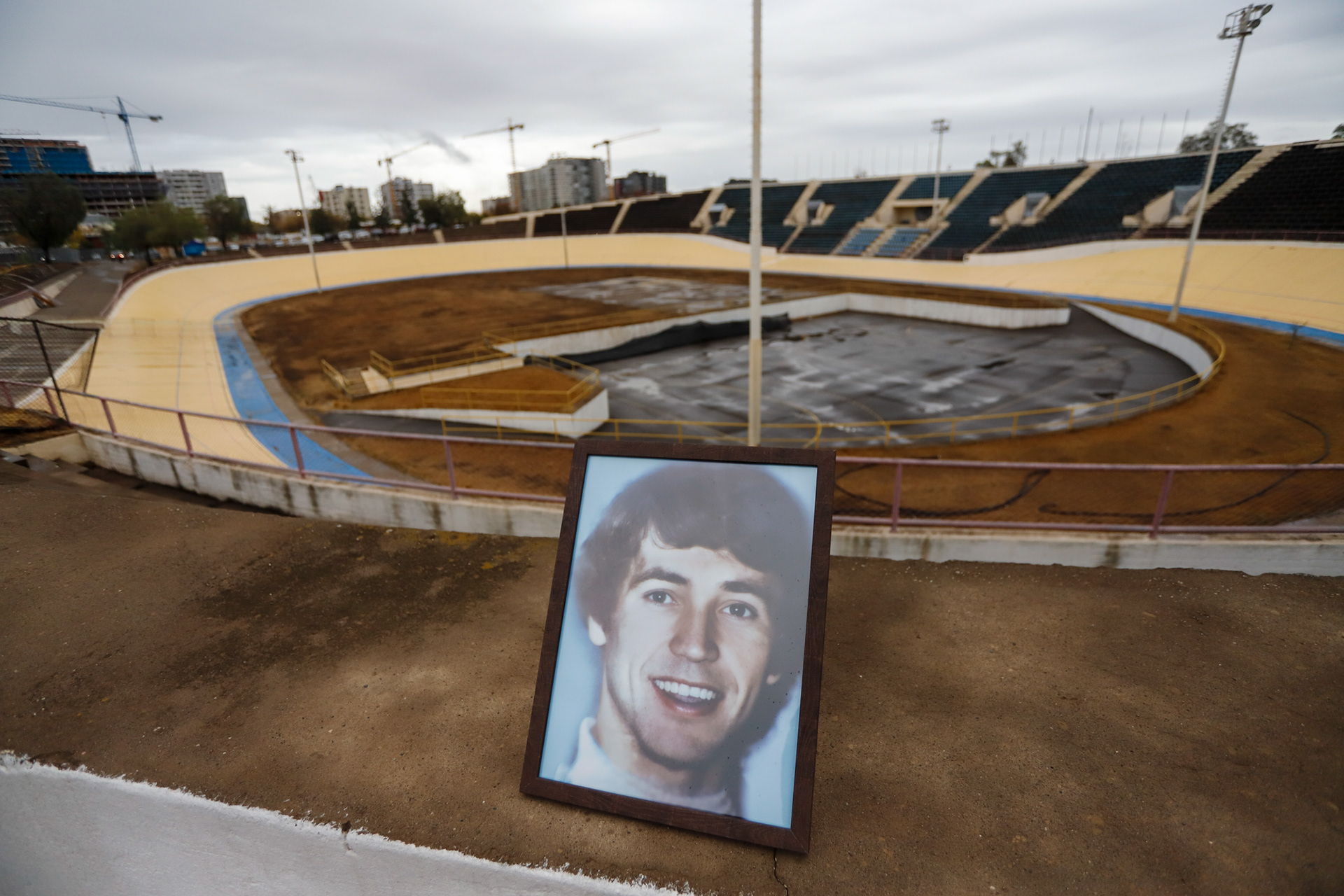 30 de abril 2023 / SANTIAGO Acto en el Velódromo del Estadio Nacional “Sergio Tormen Méndez”, campeón nacional de ciclismo detenido desaparecido por la dictadura militar.