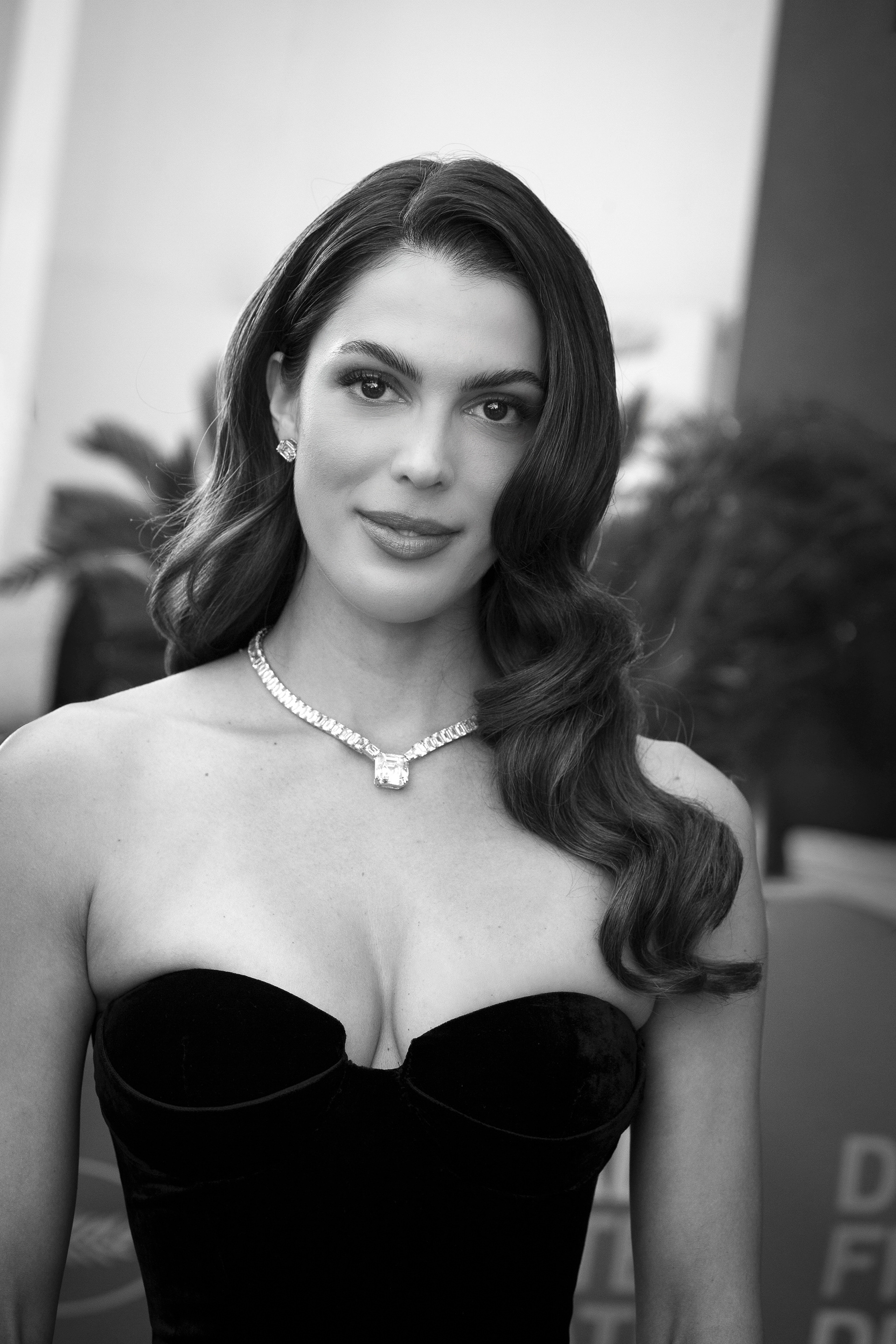 IRIS MITTENAERE