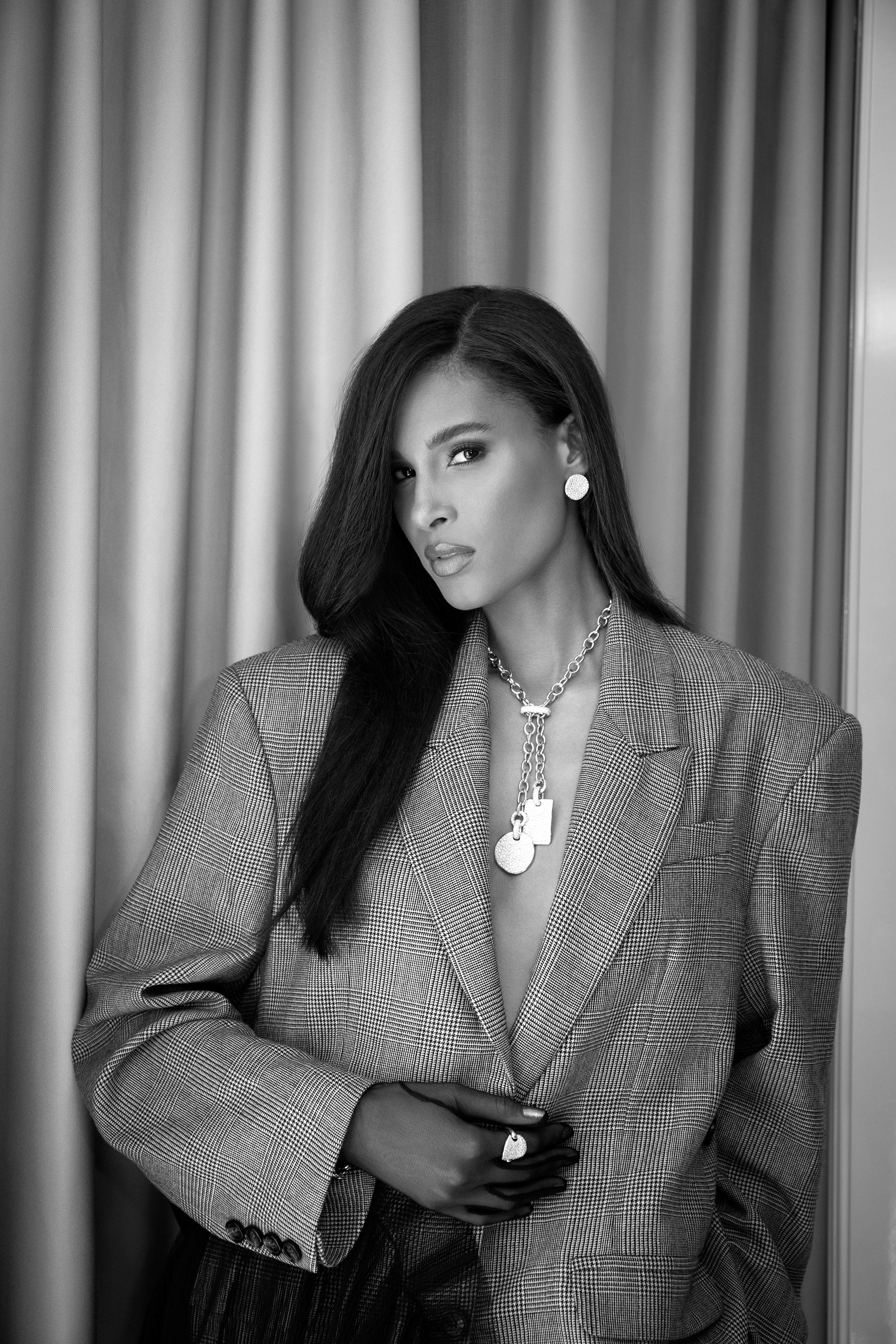 CINDY BRUNA I POMELLATO