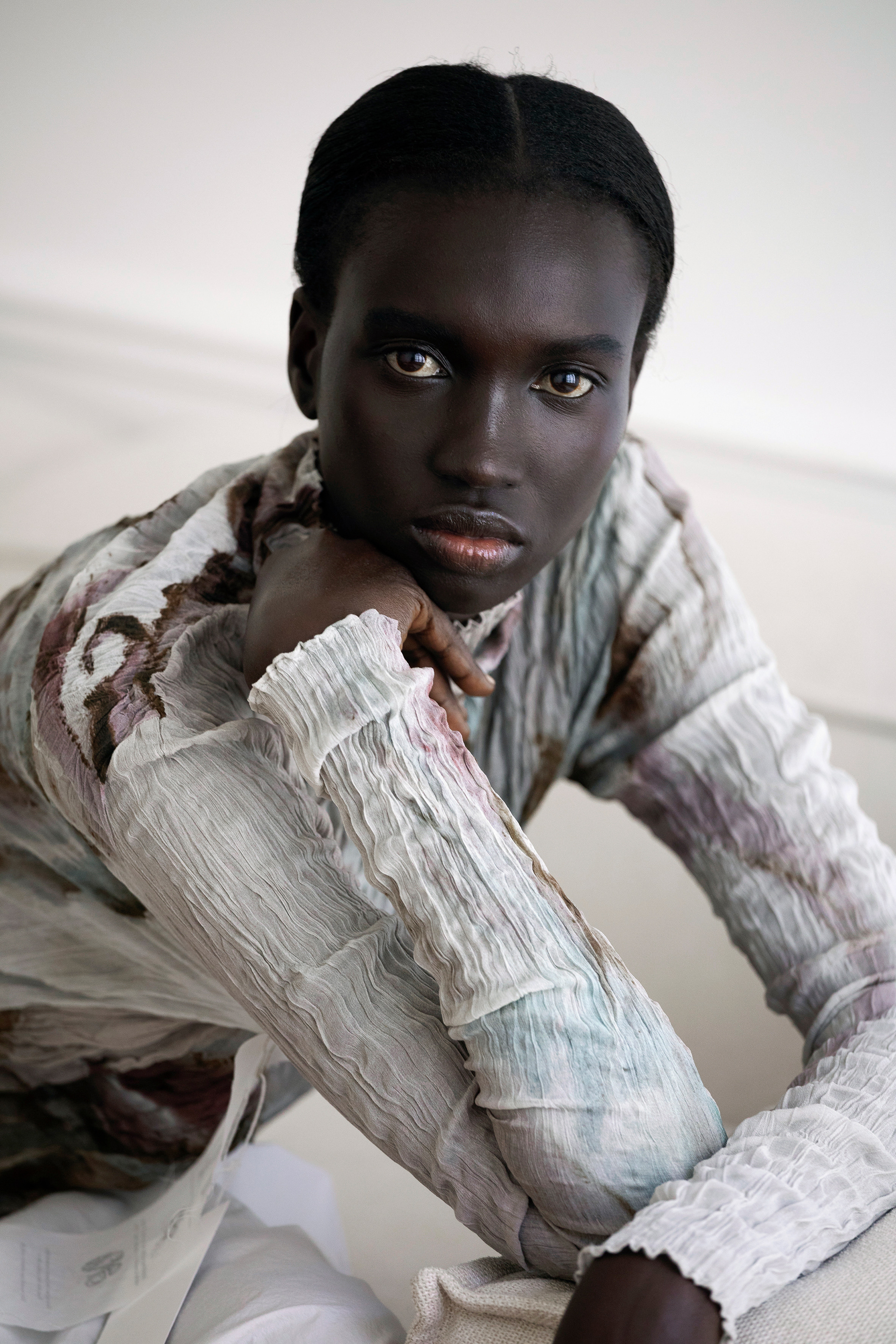 SHADES OF COOL _ FOREIGN LOOK MAGAZINE