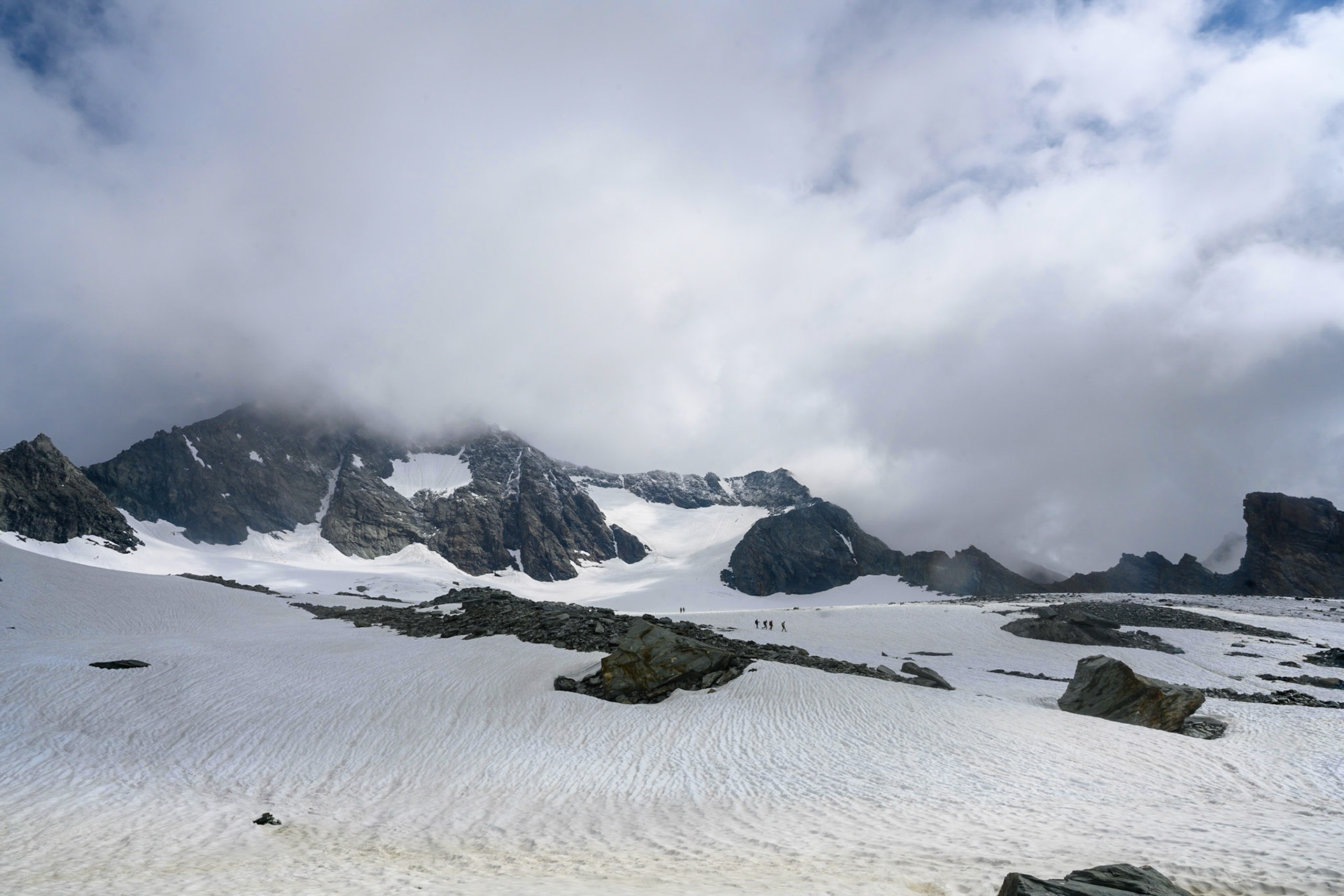 Bild zeigt v. l.:  Veröffentlichung nur mit©pixelmaker.at