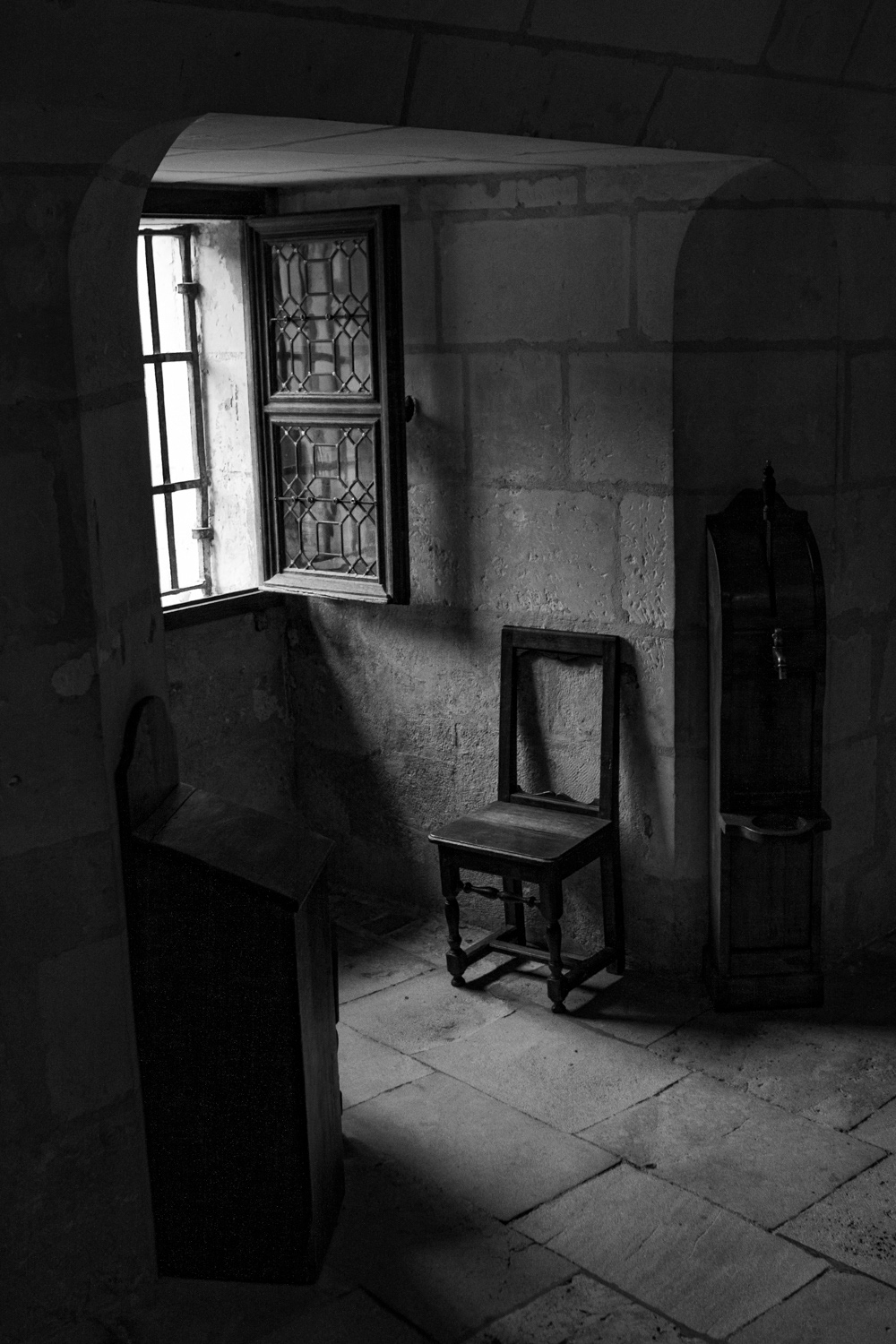 CADEIRA NA LUZ
