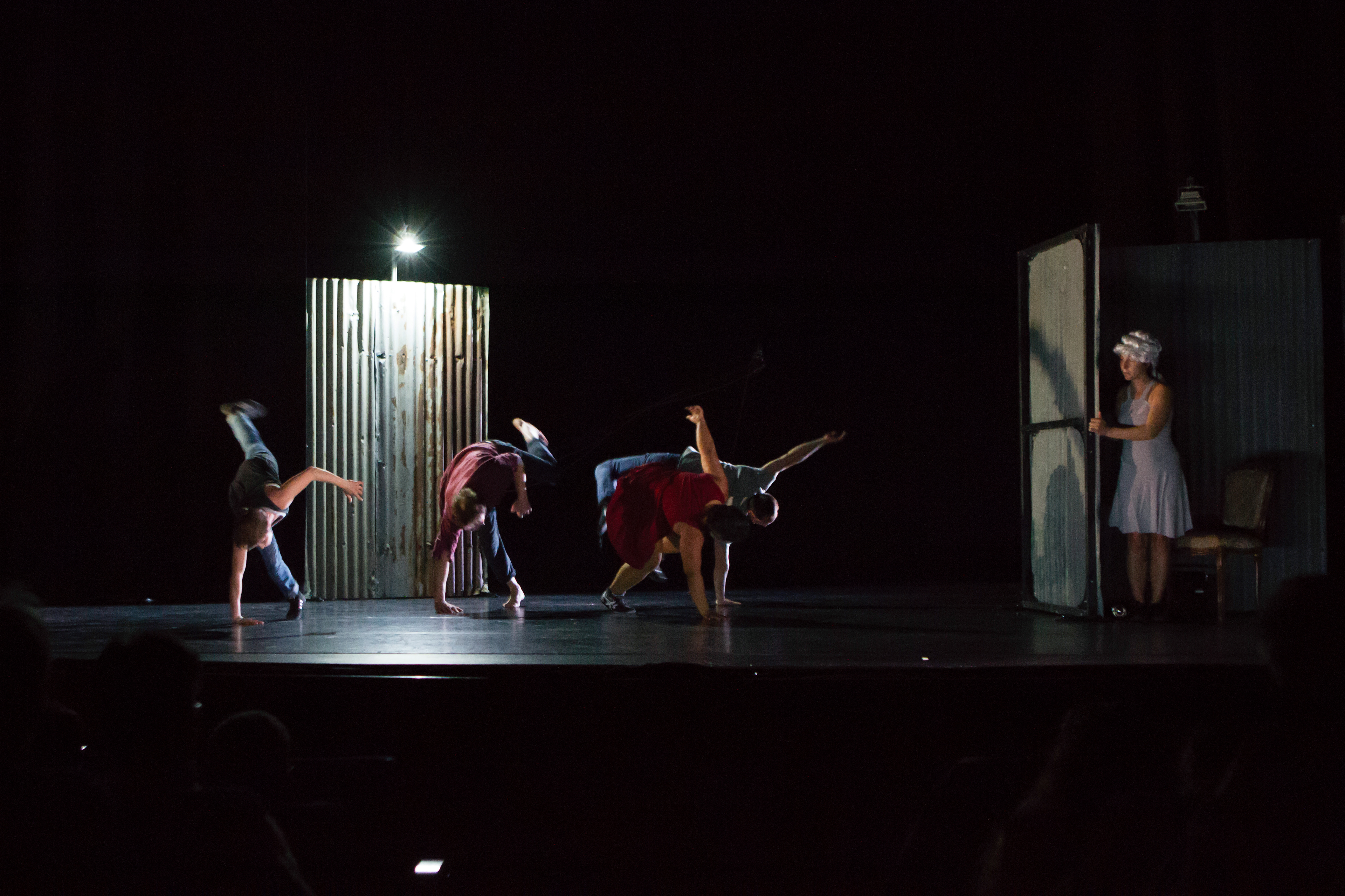 Compagnie Cirqu'en Choc , «Scintilla», Théâtre du Baladin, Savièse 28.03.2018 ©Sian Caline-Photographe. Contenus protégés. Toute utilisation non autorisée est passible de poursuites selon la LDA.