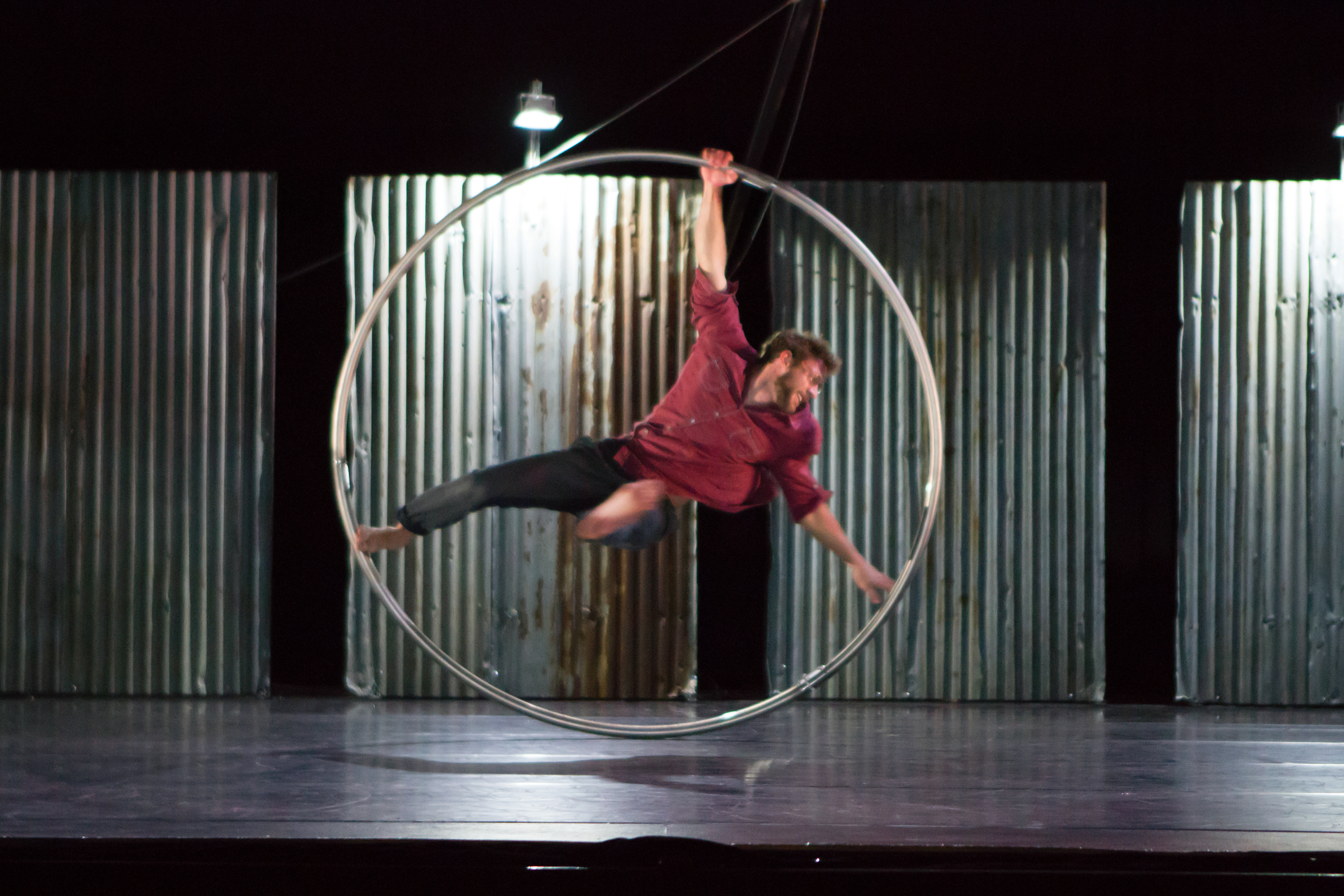 Compagnie Cirqu'en Choc , «Scintilla», Théâtre du Baladin, Savièse 28.03.2018 ©Sian Caline-Photographe. Contenus protégés. Toute utilisation non autorisée est passible de poursuites selon la LDA.
