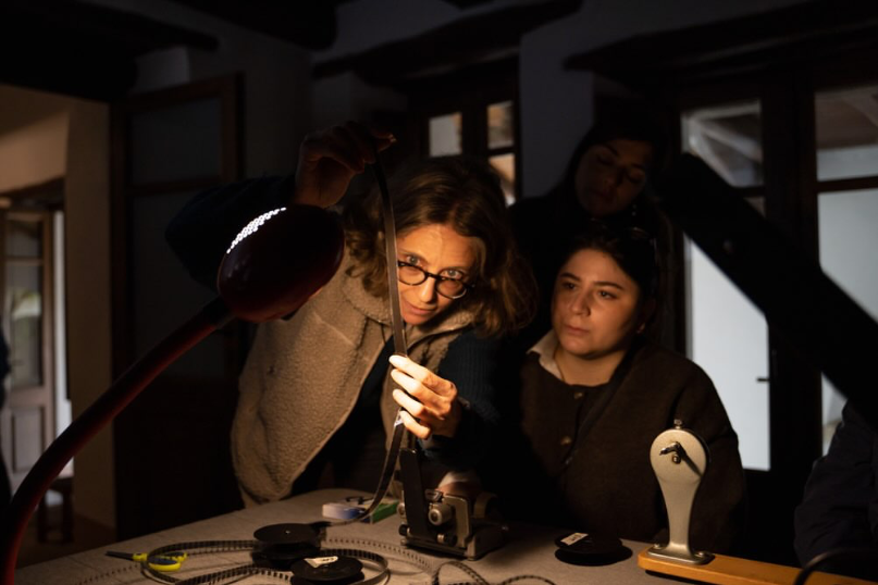 With Samira Guadagnuolo at the “Sedici” workshop led by Labbash Milano and L’Ambulante. Photograph by Giulia Camba.