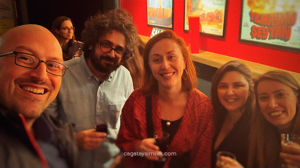 Netflix - Hot Skull - Premiere - Netflix team