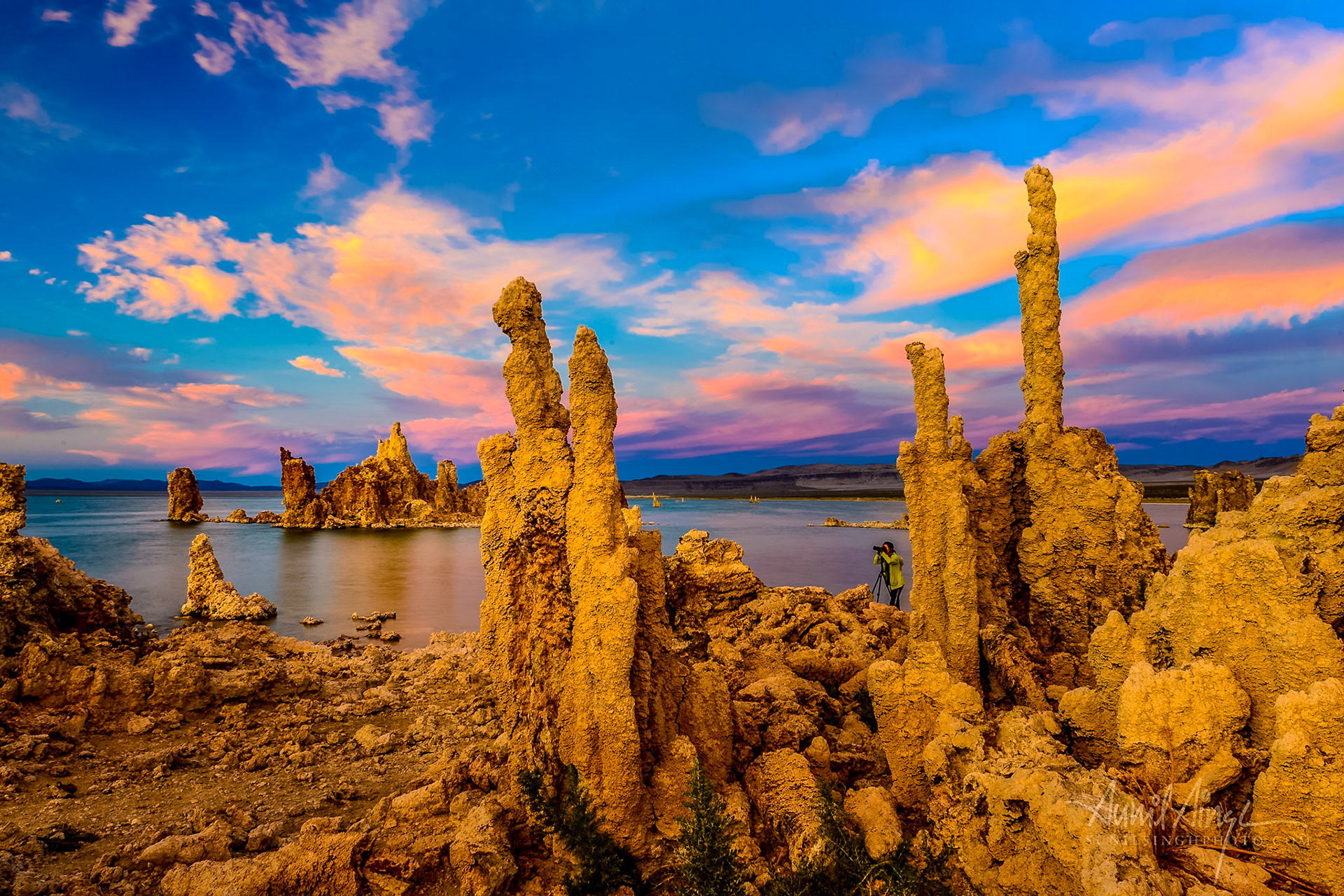 Mono Lake, Tufa Towers, California, USA