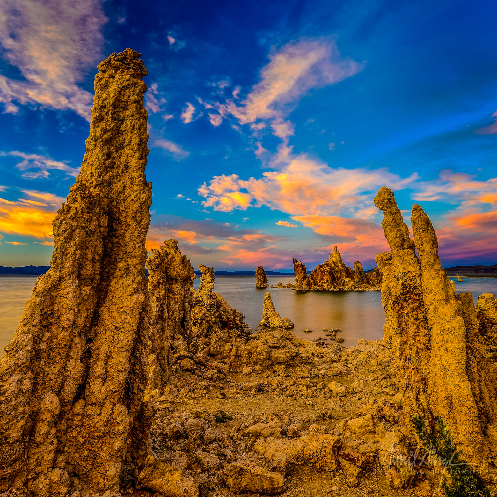 Mono Lake, Tufa Towers, California, USA