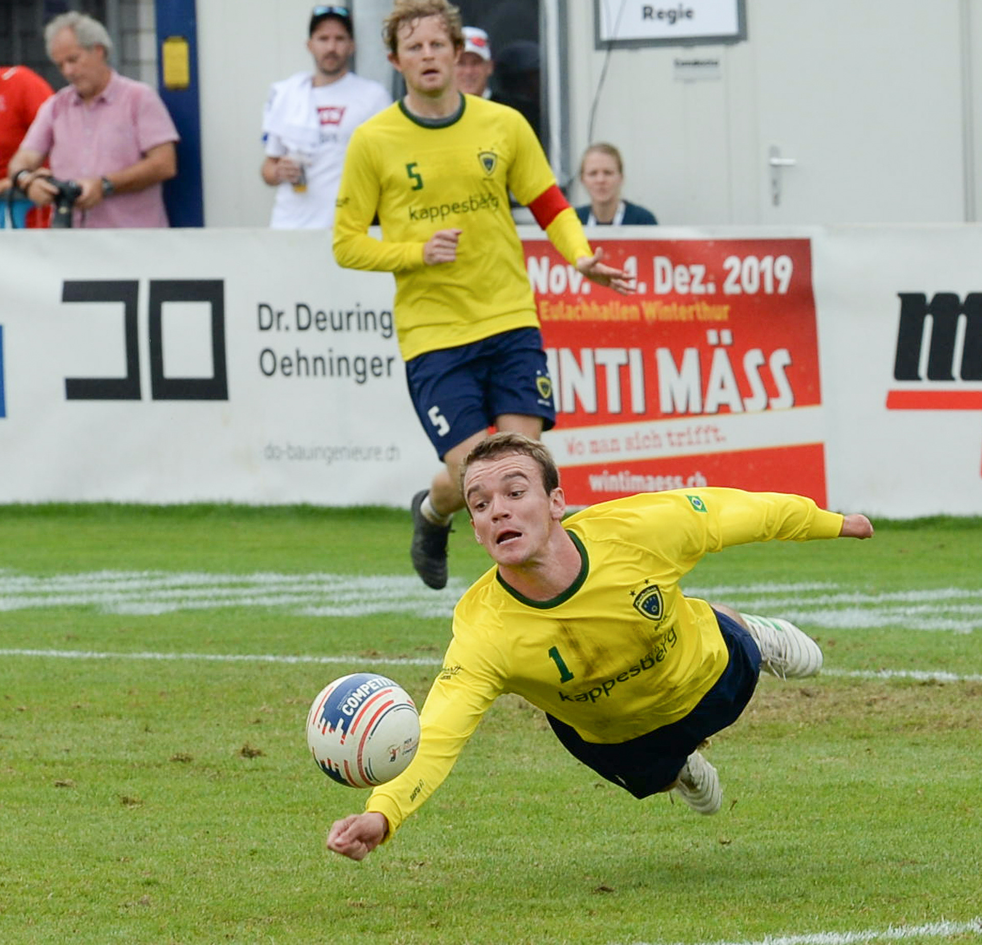 Faustball / Fistball