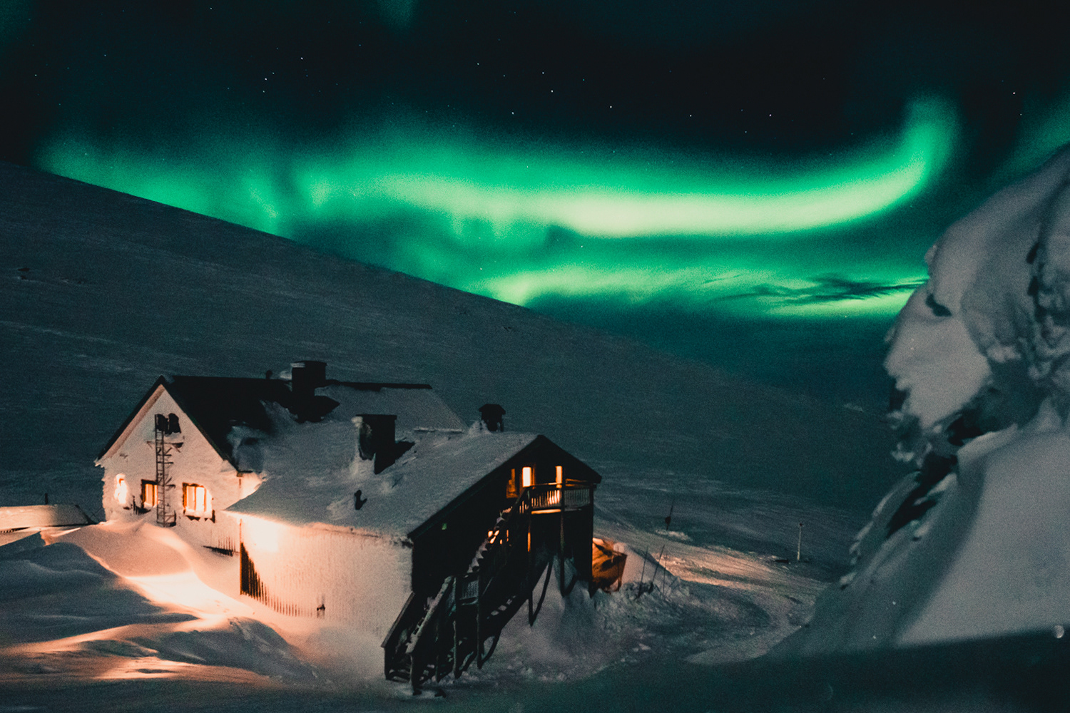 Foto: https://emeliestravels.com/2019/03/21/laktatjakko-fjallstation/