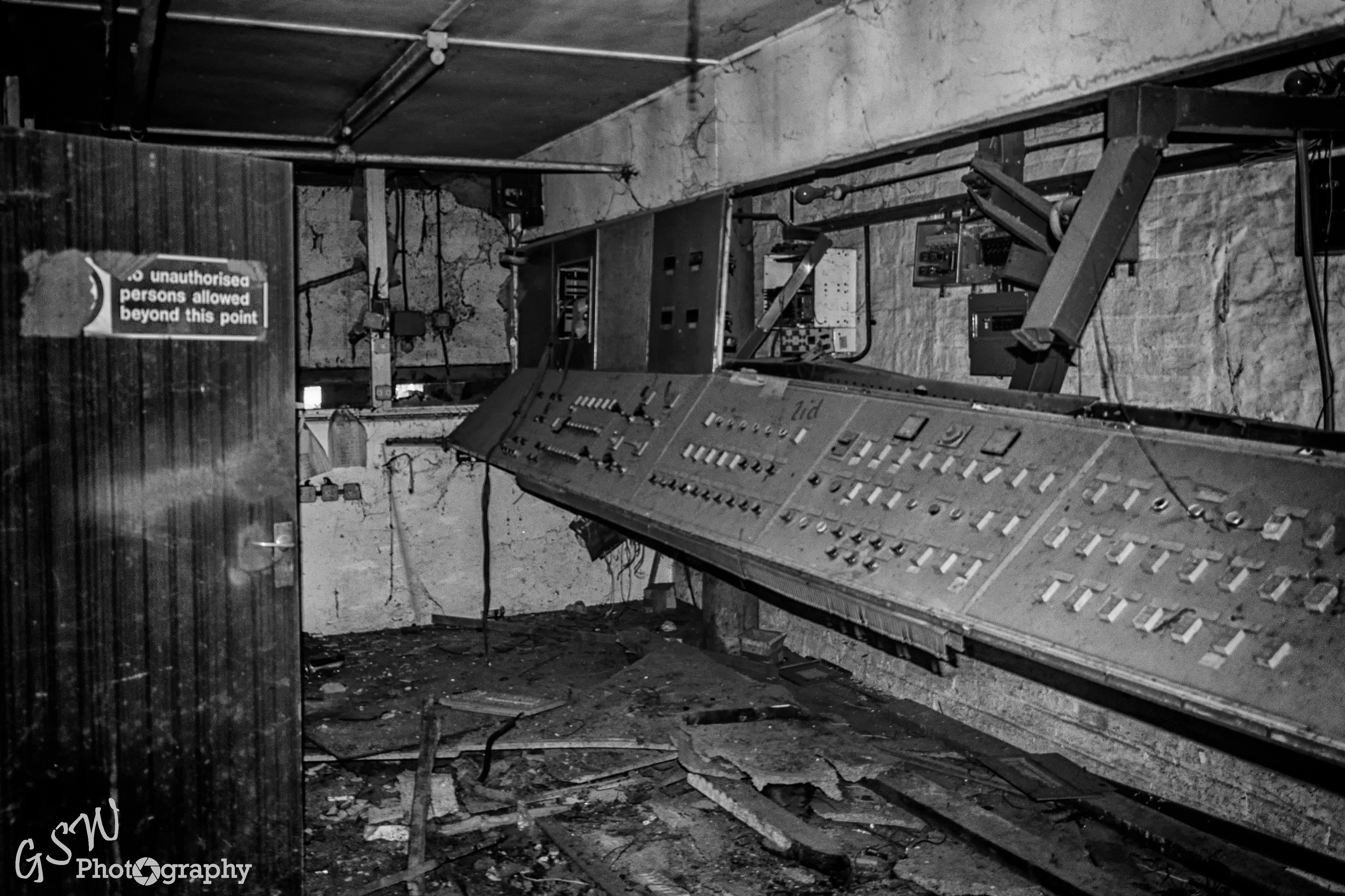 Out of Control Room, Gloucester