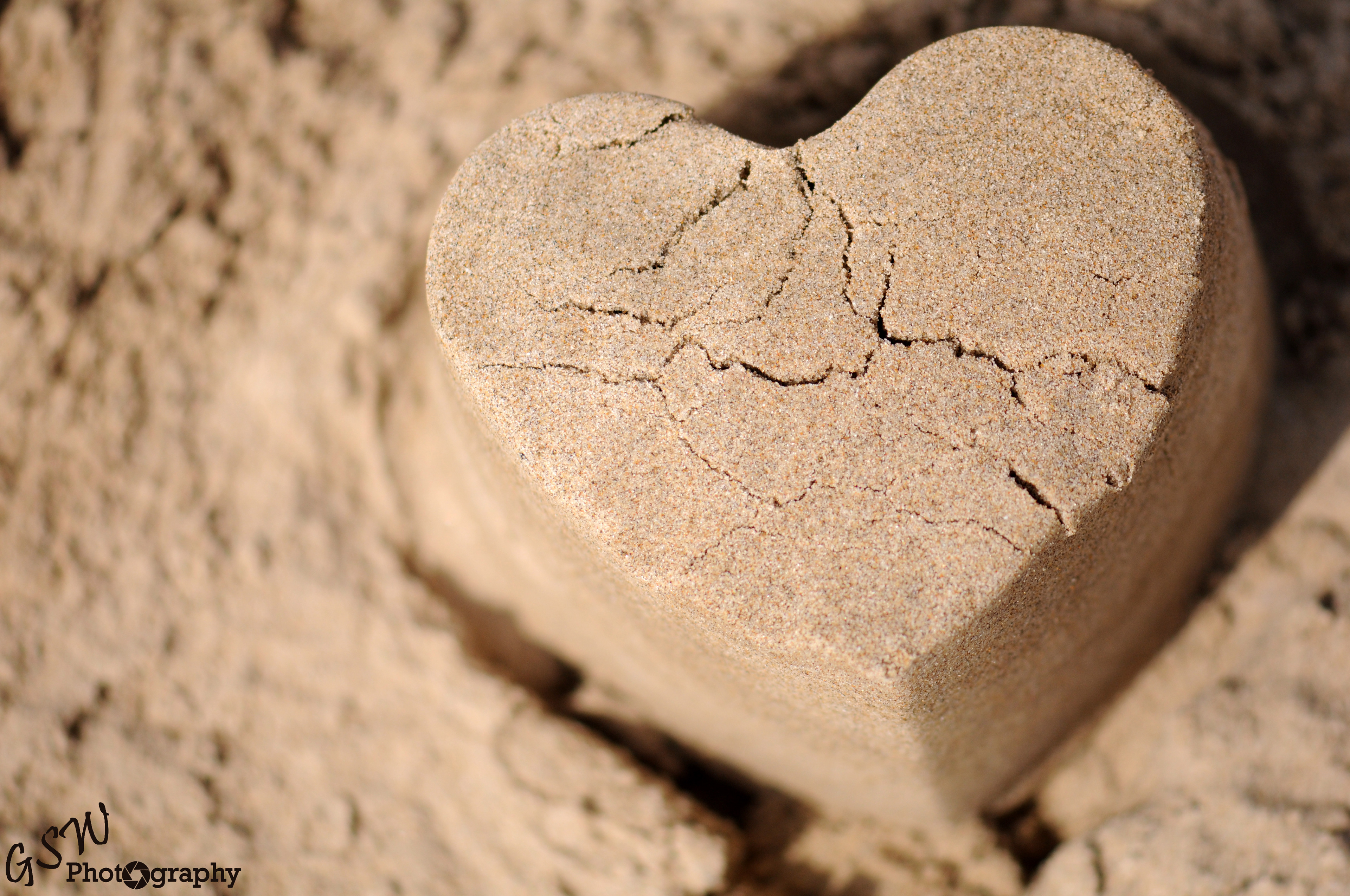 Heart of Sand, Sussex