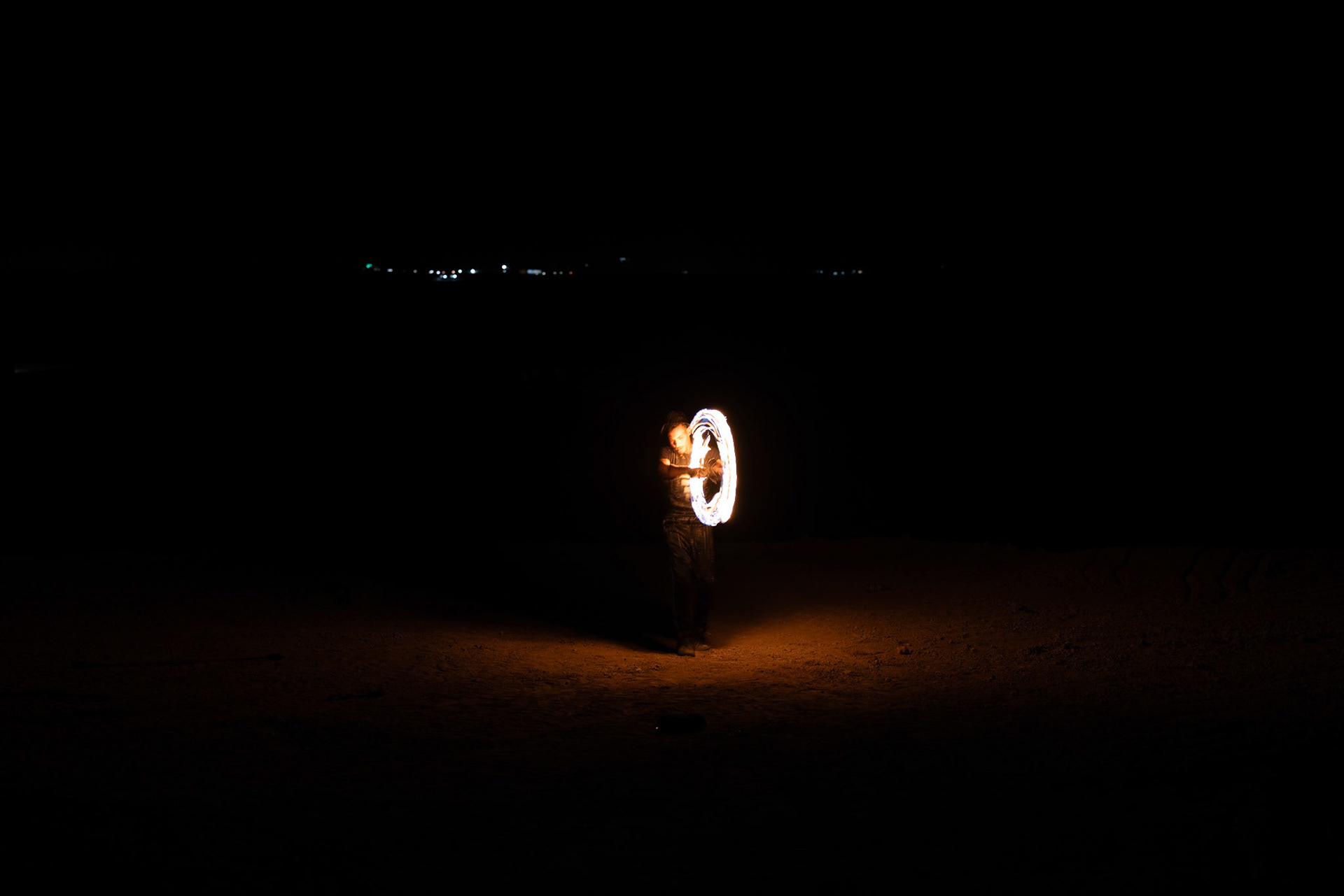 [8] 1/5, F2.8, ISO 800, 70mm