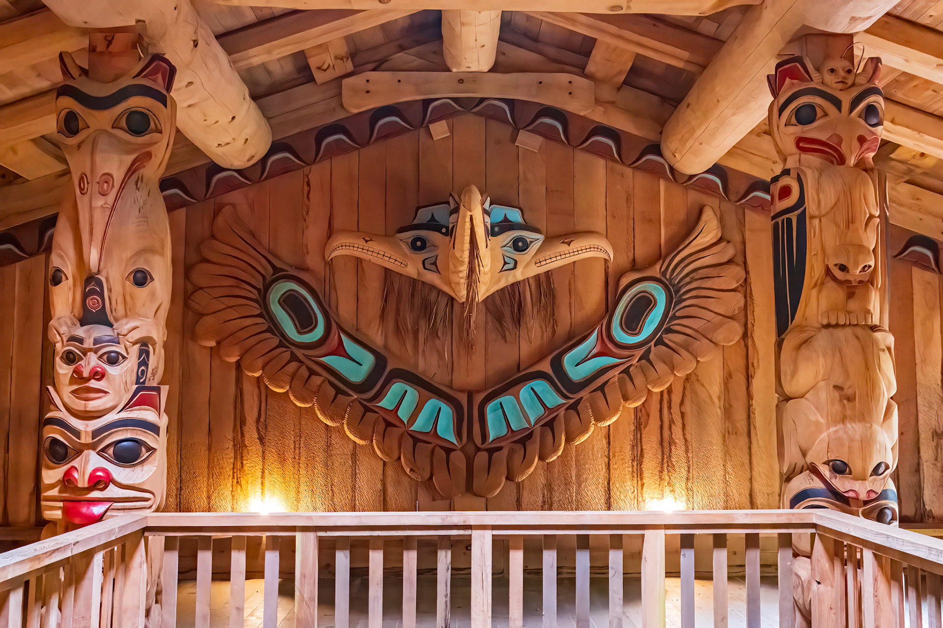Tlingit Clan House/Thunderbird