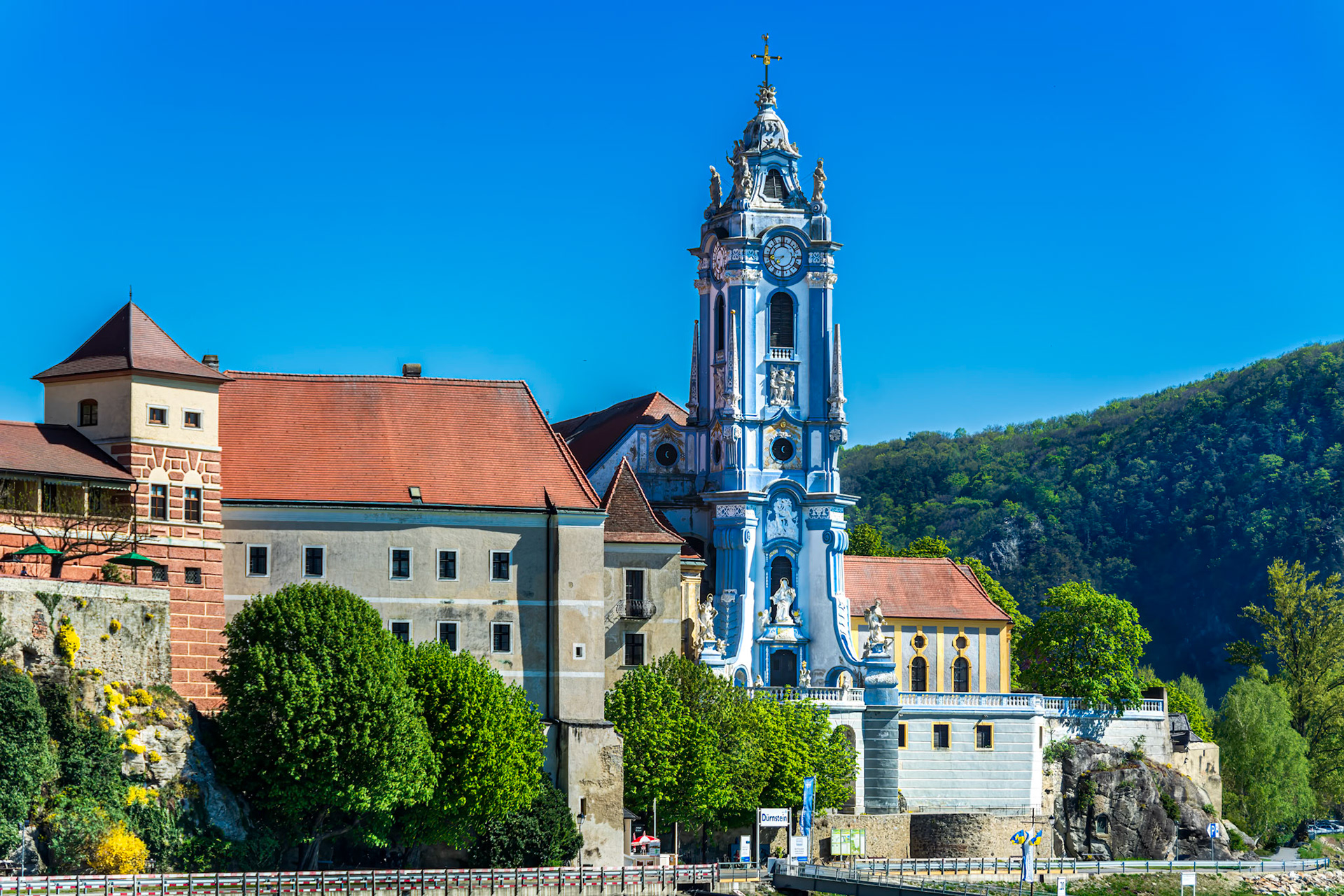 Dürnstein Abbey est 1410 / rebuilt 1710