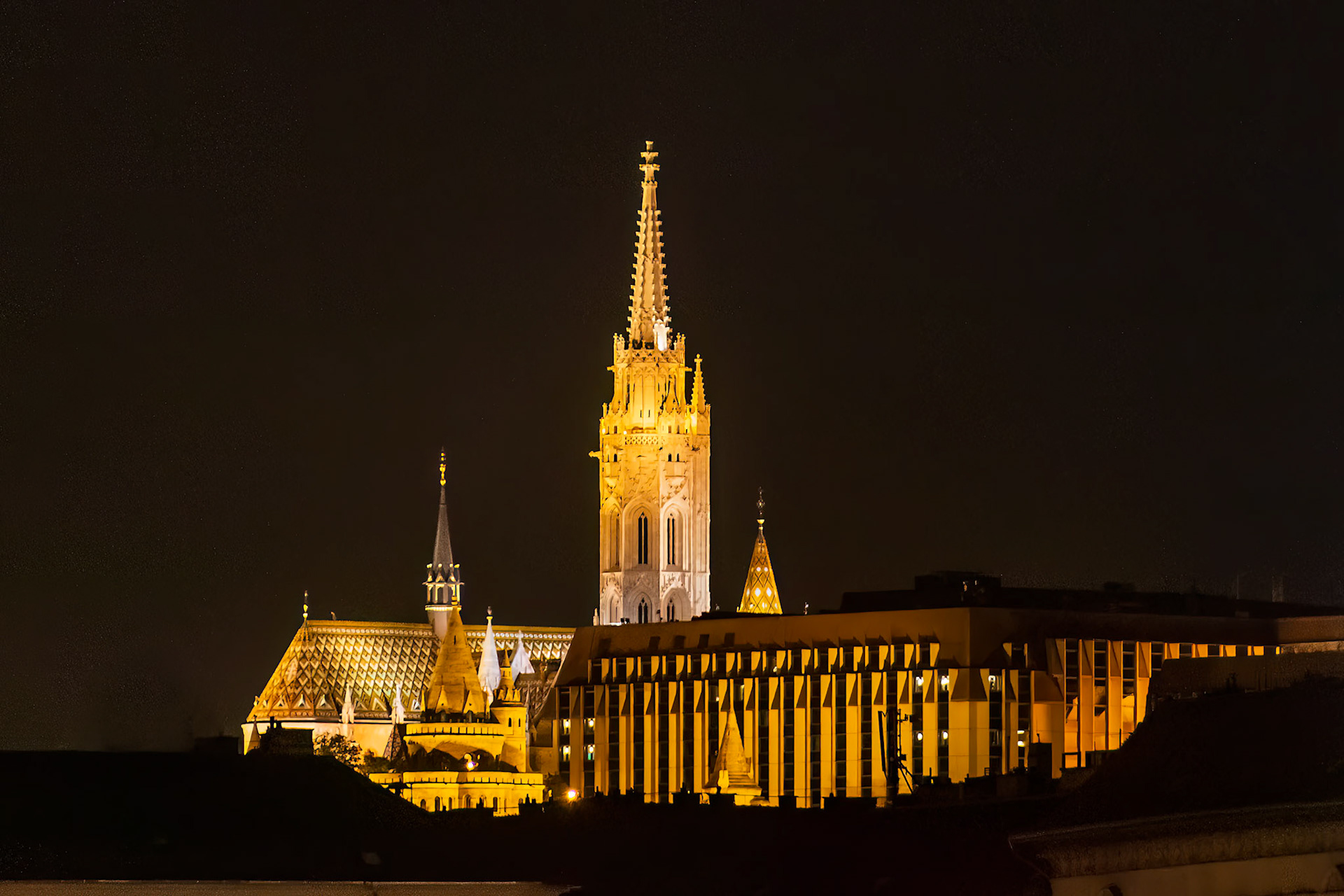 Matthias Church illuminated