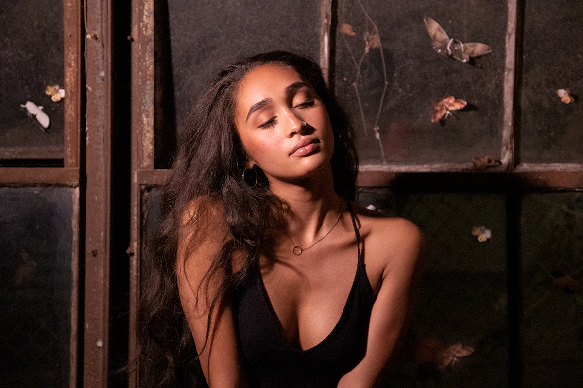 Model: Gelina Vines; Photography: Haemy Chung