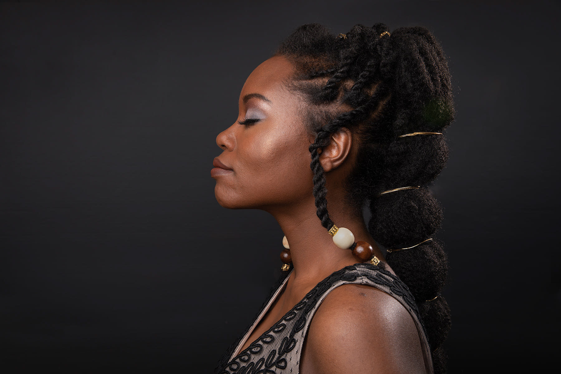 Model: Chastity Dillard; Makeup: Jerilee Ramos; Photography: Haemy Chung