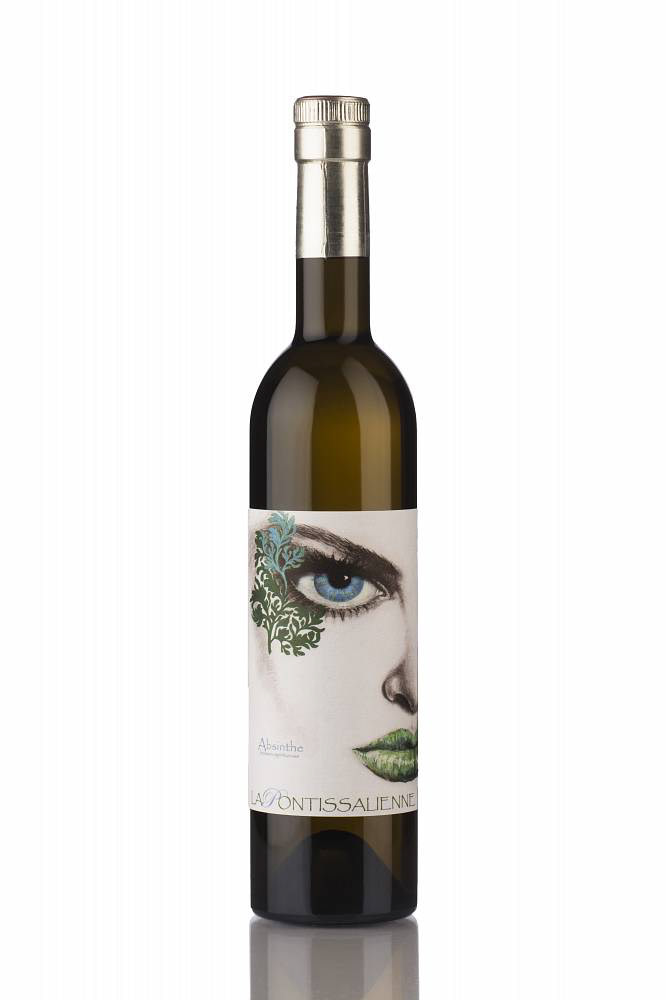 The Absinthe brand “La Pontissalienne” had already existed before the Absinthe ban. Back then it was the famous Distillerie Vichet from Pontarlier that produced this Absinthe. As nearly every Absinthe brand disappeared after the ban in 1915, La Pontissalienne was nearly forgotten, but after 100 years Francois Guy reanimated the brand as a special edition for the Absinthiades of 2011. It won a Gold Medal both in 2011 and 2013 at the Absinthiades and in between, there was another Gold Medal awarded at the Concours General du Salon de l’Agriculture de Paris. The Guy distillery is known for taking a lot of care for tradition, so they use traditional Absinthe alembics that had been previously used by the Duval distillery in Pontarlier. The formula is relatively simple but very effective: fine Andalusian Anise Seed and powerful Wormwood from French Jura combine into a perfect aroma locals have preferred ever since.