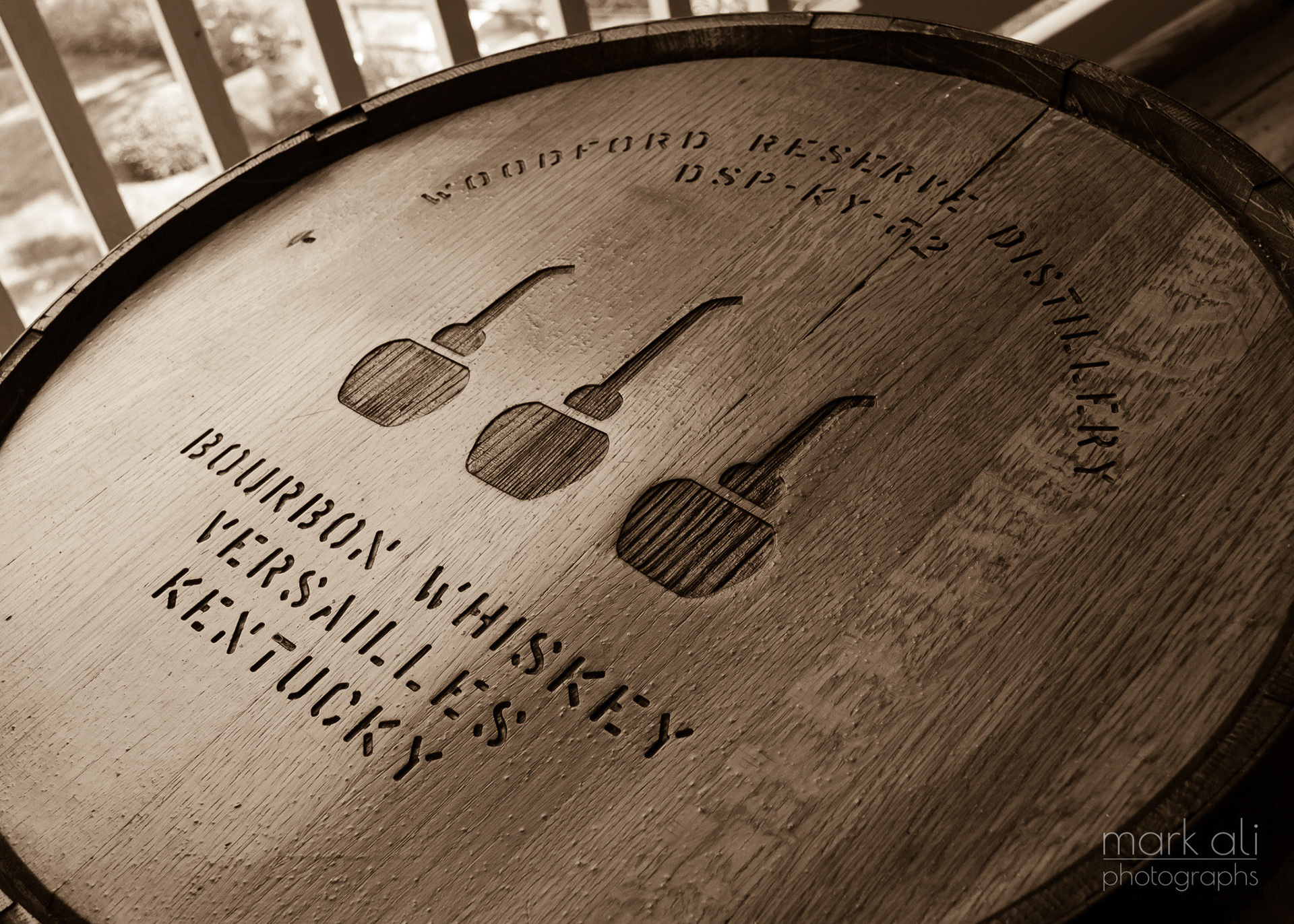 "Woodford Barrel Top"