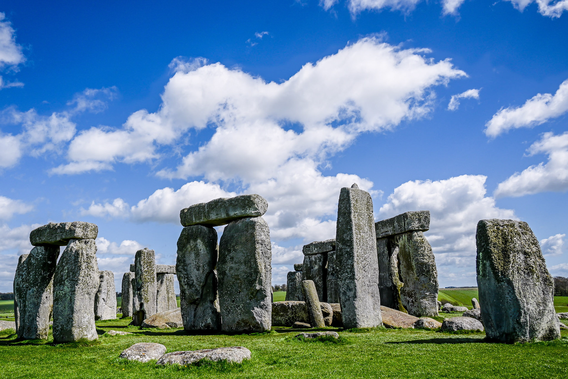 The stones of Stonehenge.