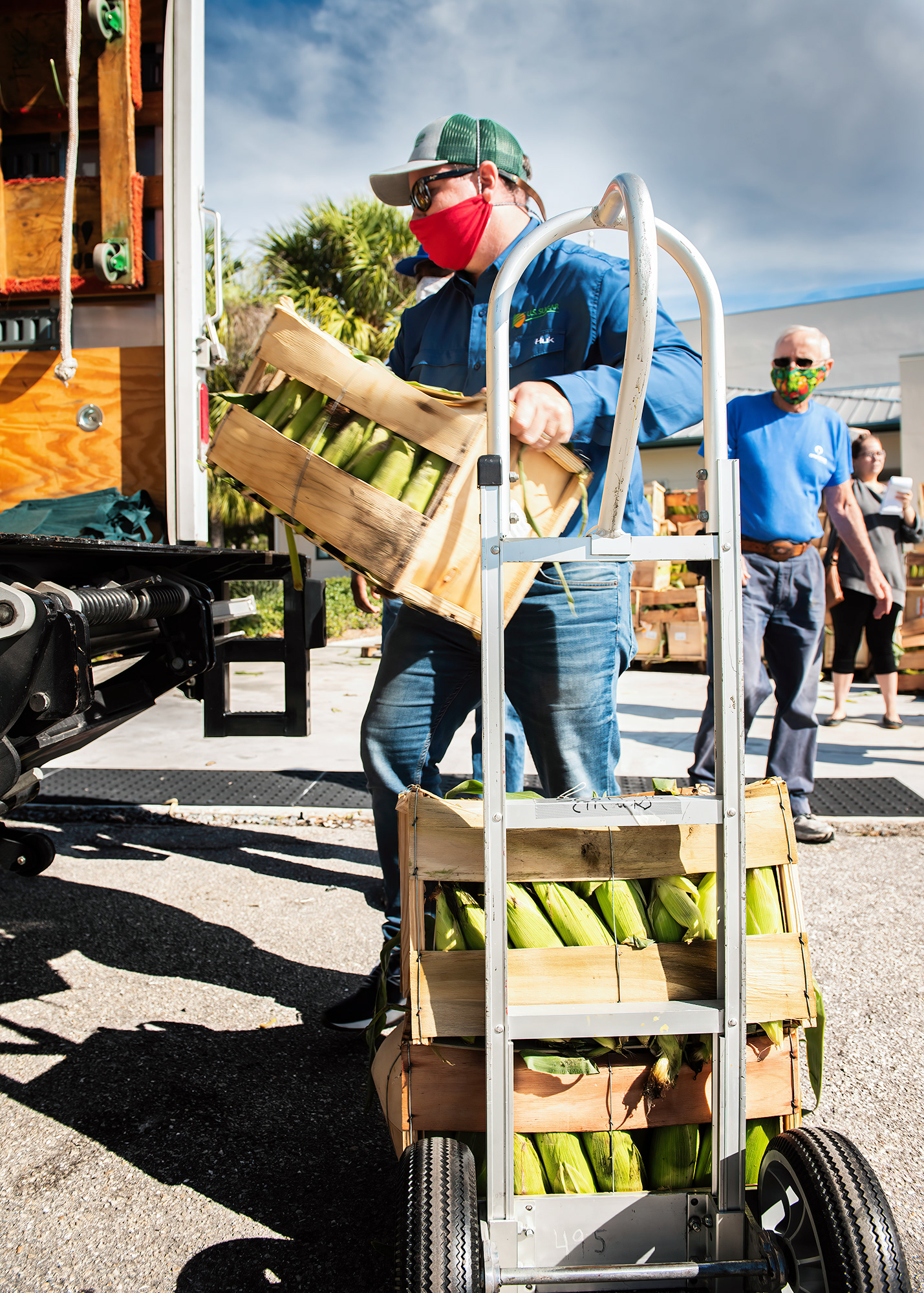 US Sugar donates corn to local charities as restaurant demand drops