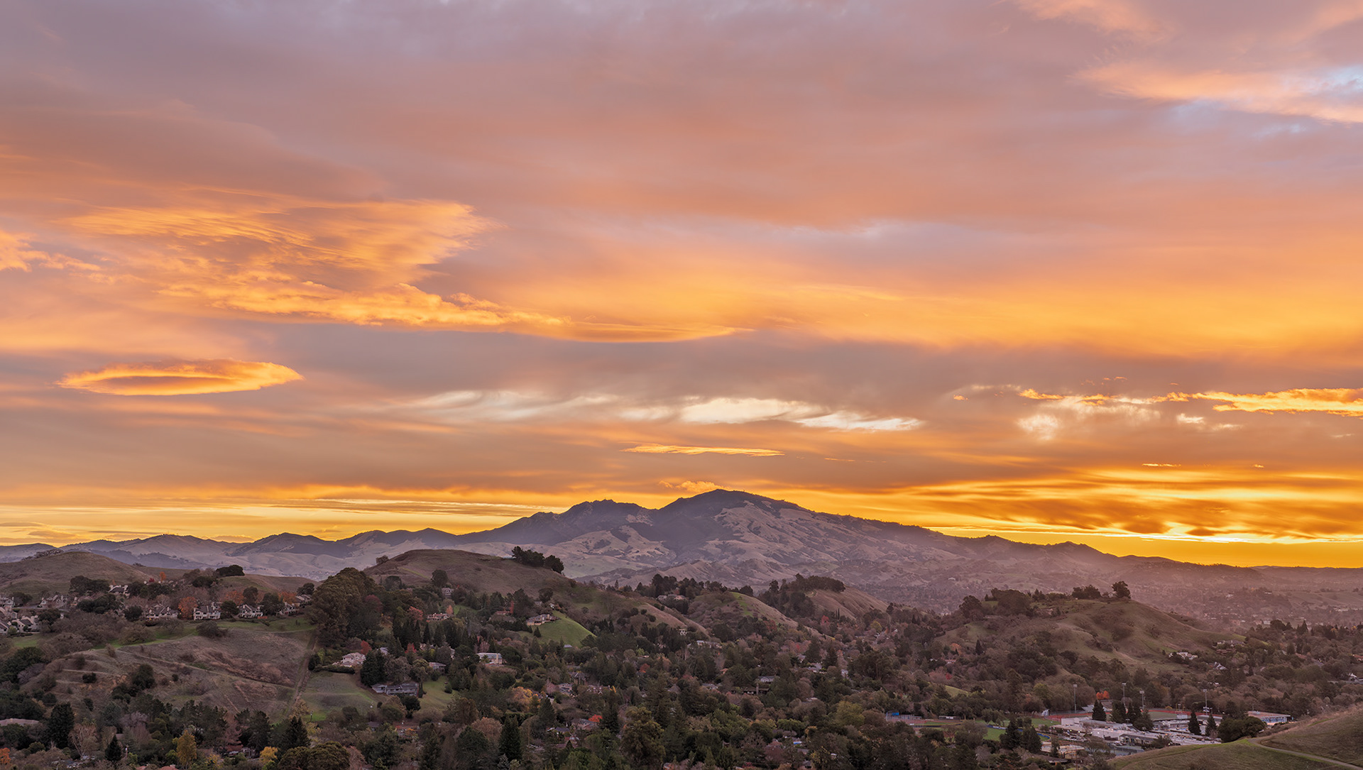 Lenticular Cloud, Mt. Diablo Sunrise