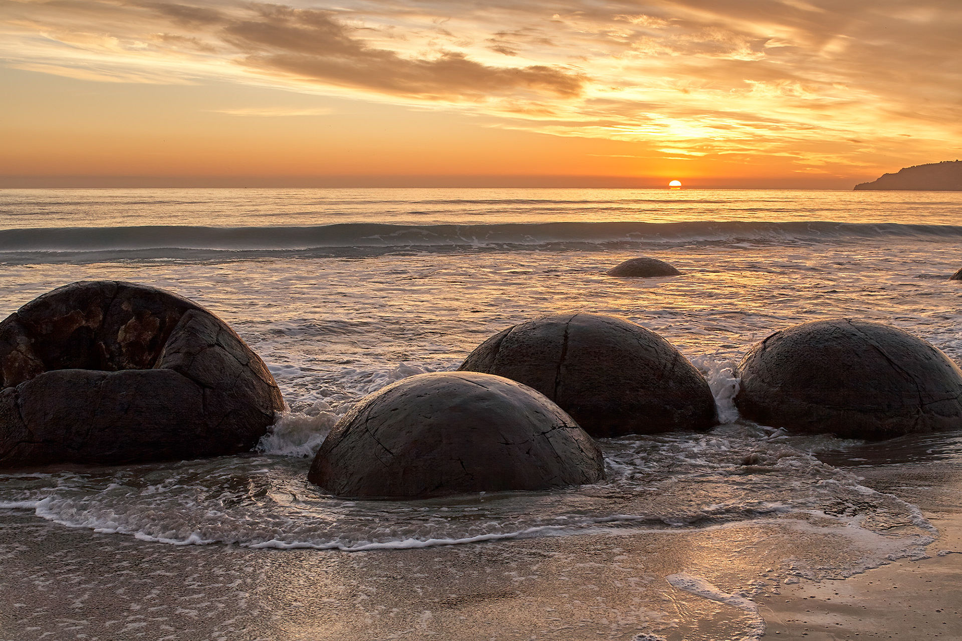 Moreaki Boulders, New Zealand