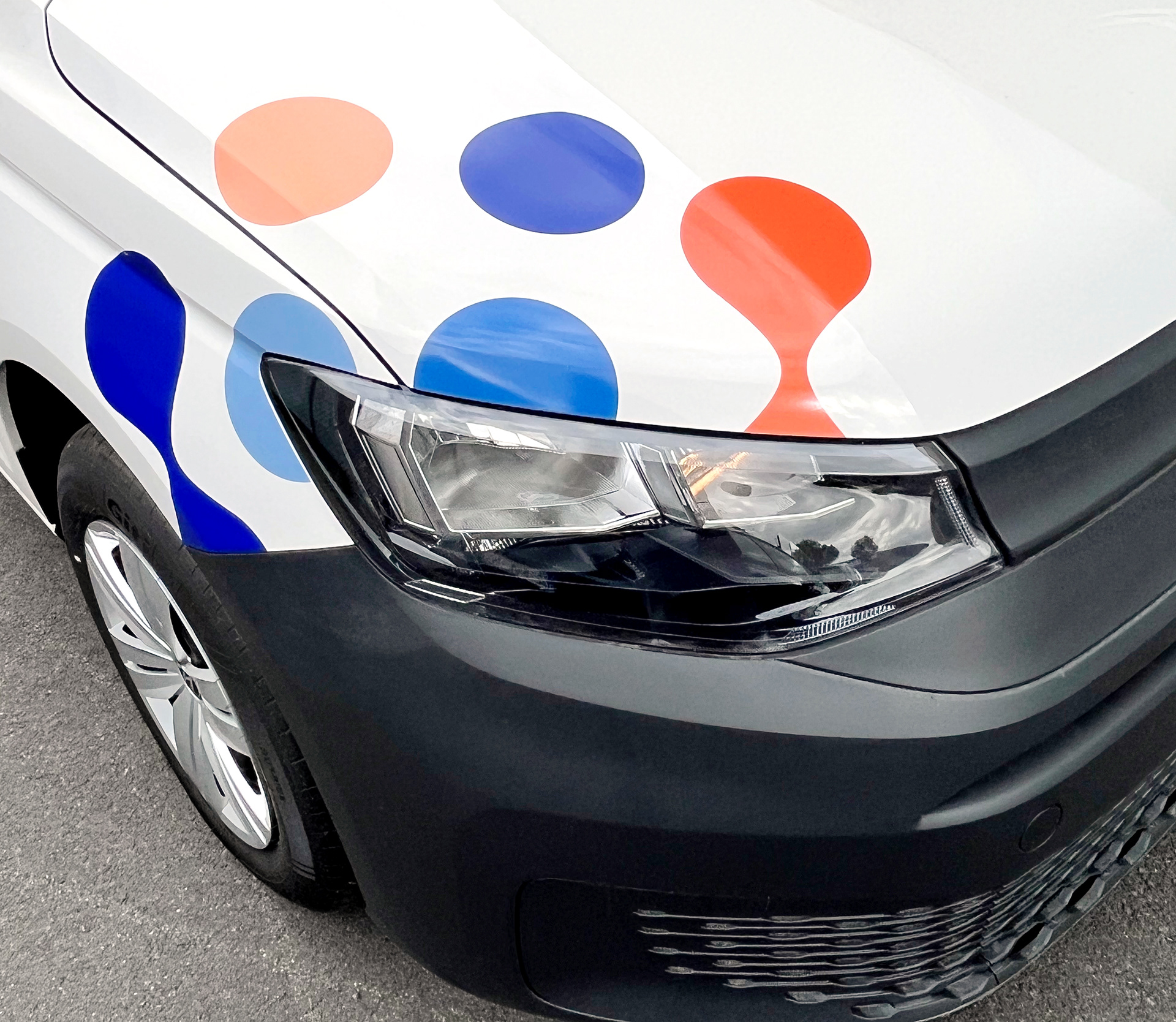 fleetbranding voor Eurofins bij Top Motors te Kruishoutem