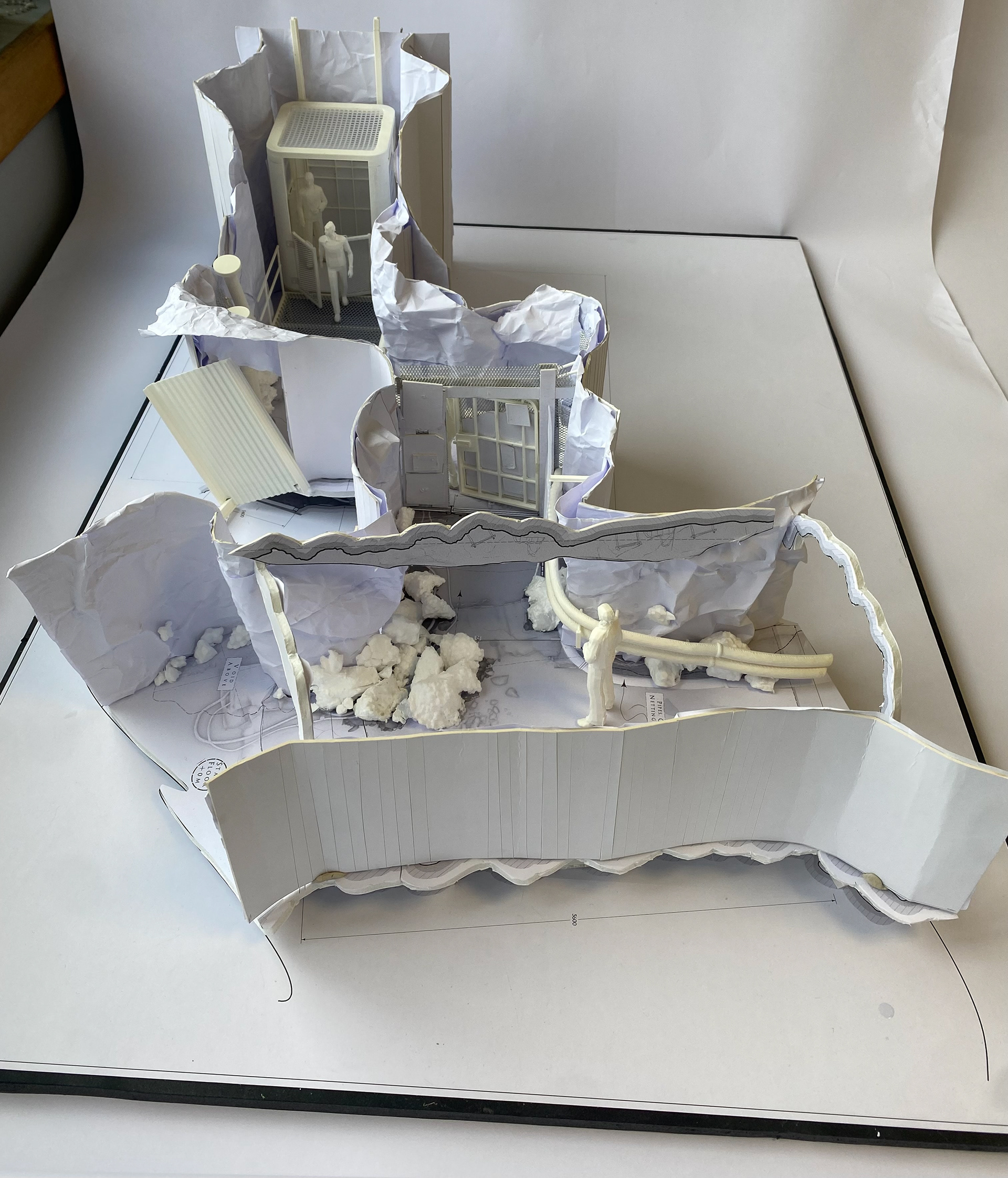 1:50 model, whitecard & 3D printed