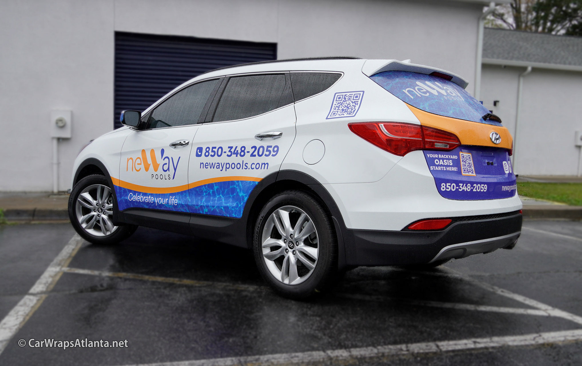 Close-up of eye-catching graphics reflecting pool culture on the Hyundai Santa Fe partial wrap.