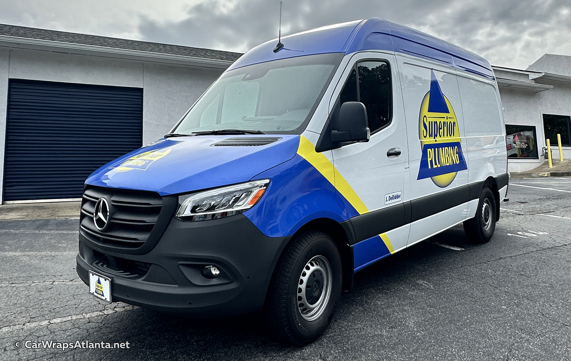 Car Wraps Atlanta Experts – From Print to Pavement, We Move Brands.