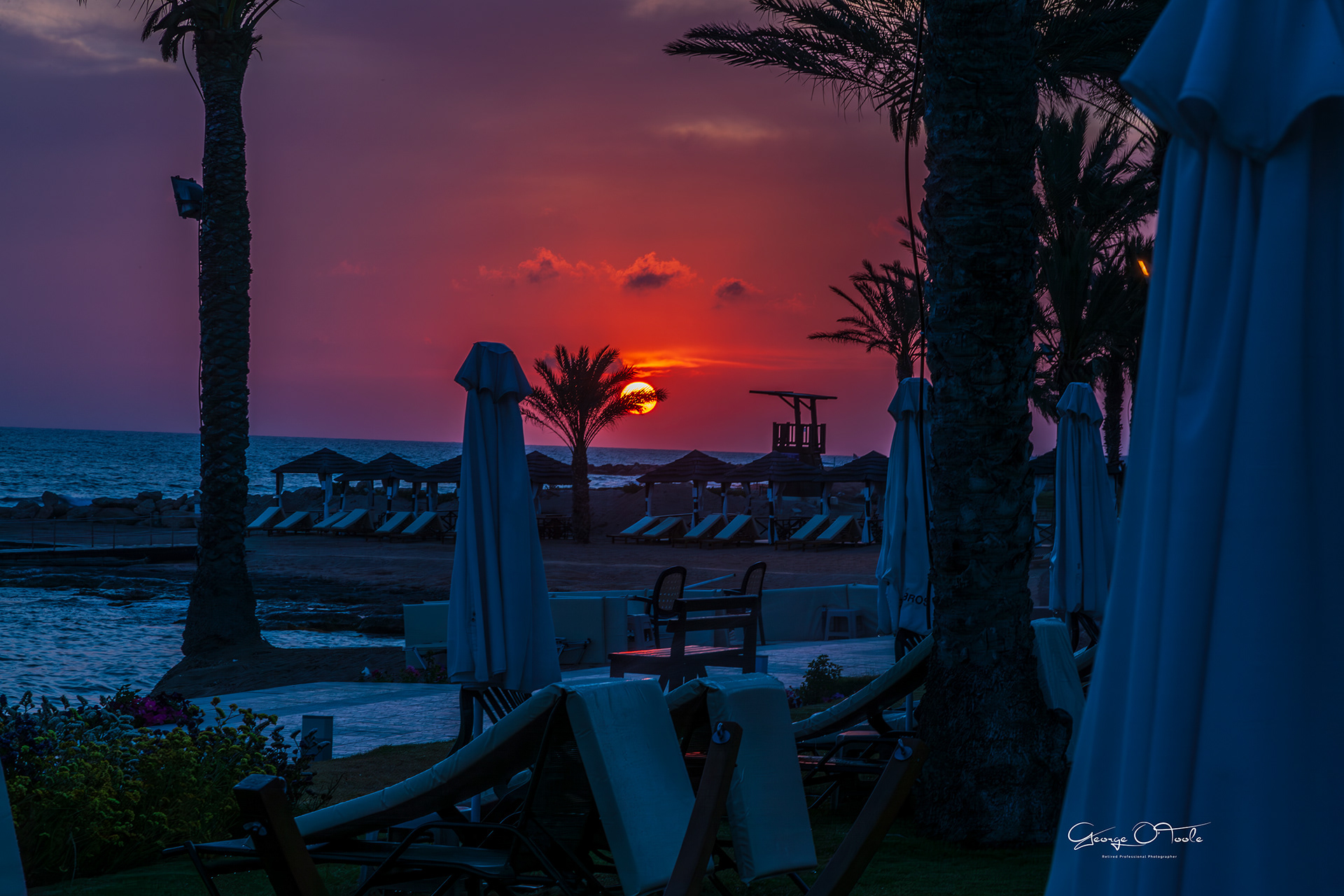 Pioneer-Beach-Hotel,-Paphos