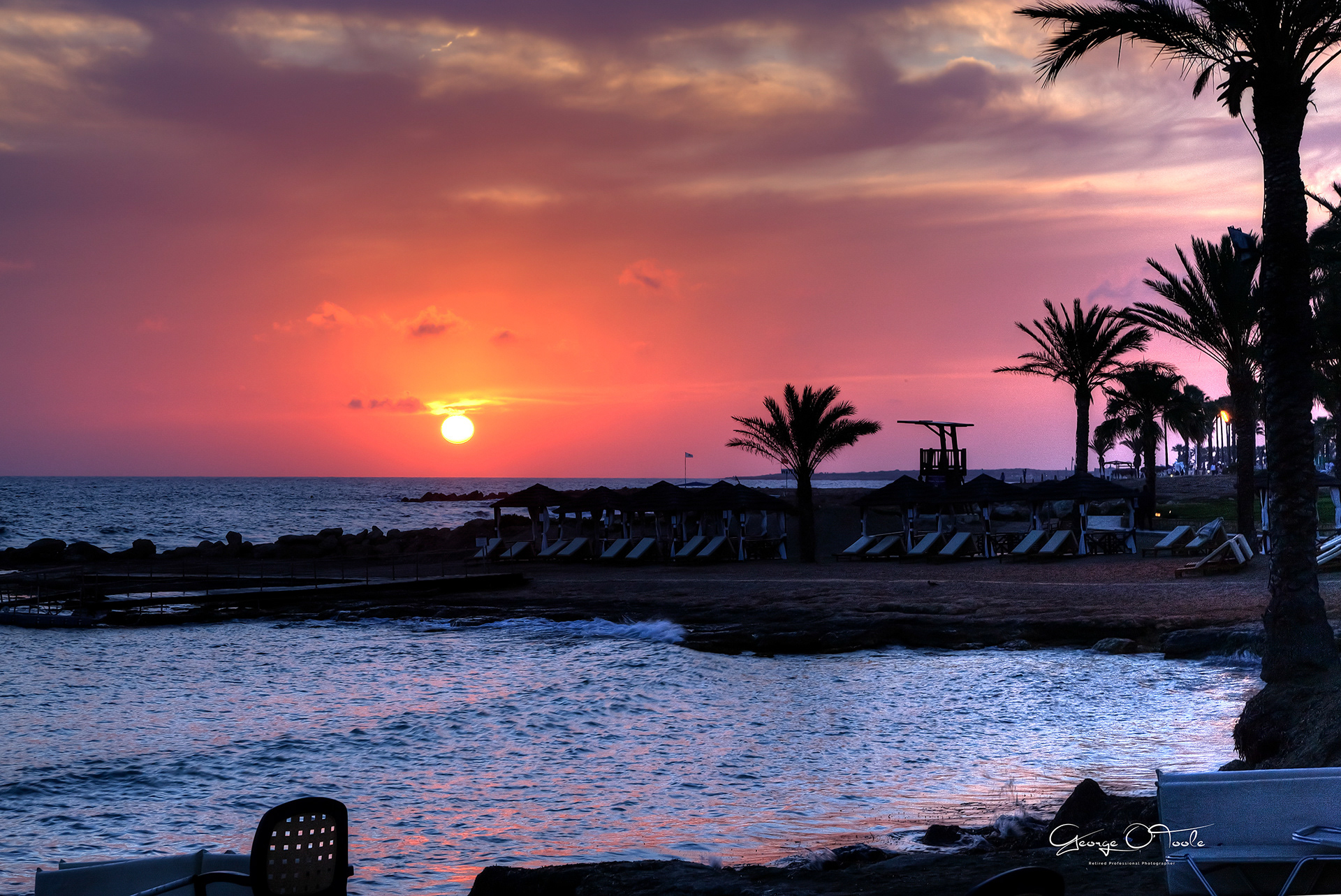 Pioneer-Beach-Hotel,-Paphos
