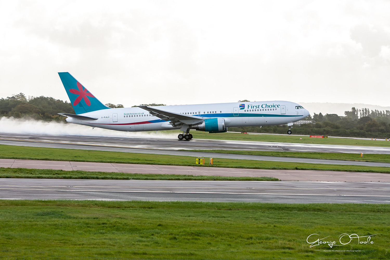 G-PJLO Boeing 767-35E-ER First Choice Airways Thomson Airways