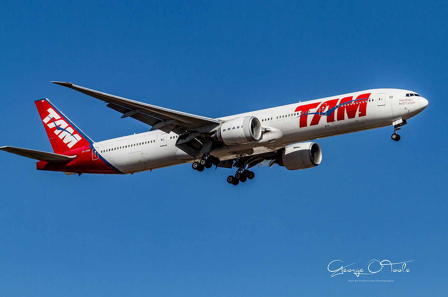 PT-MUH Boeing 777-32W-ER TAM