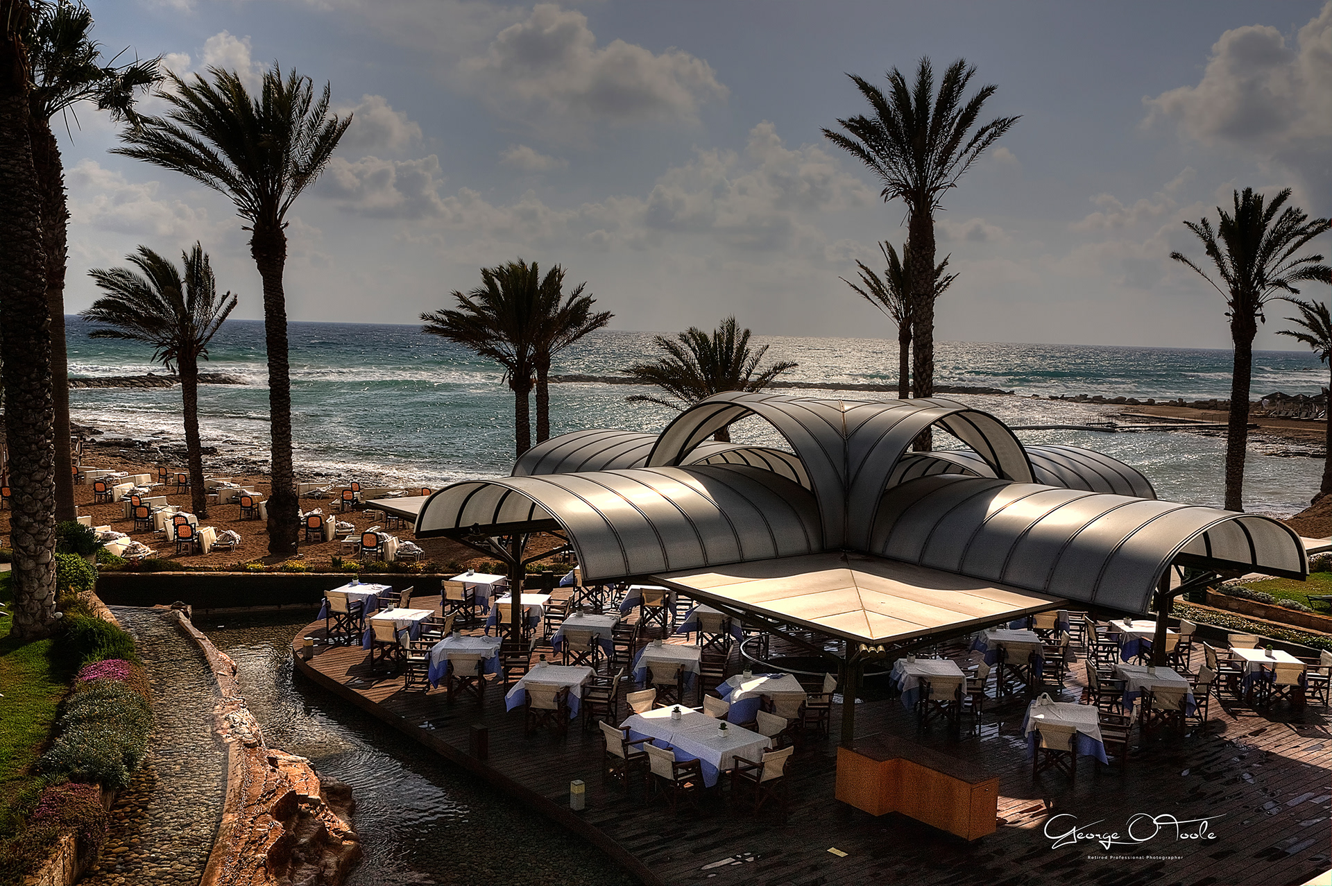 Pioneer-Beach-Hotel,-Paphos