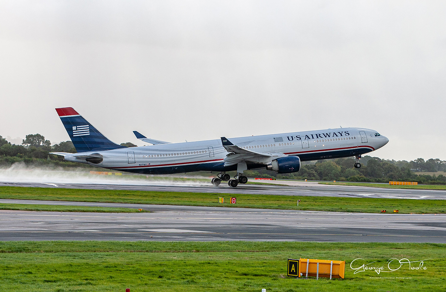 N271AY Airbus A330-323 US Airways