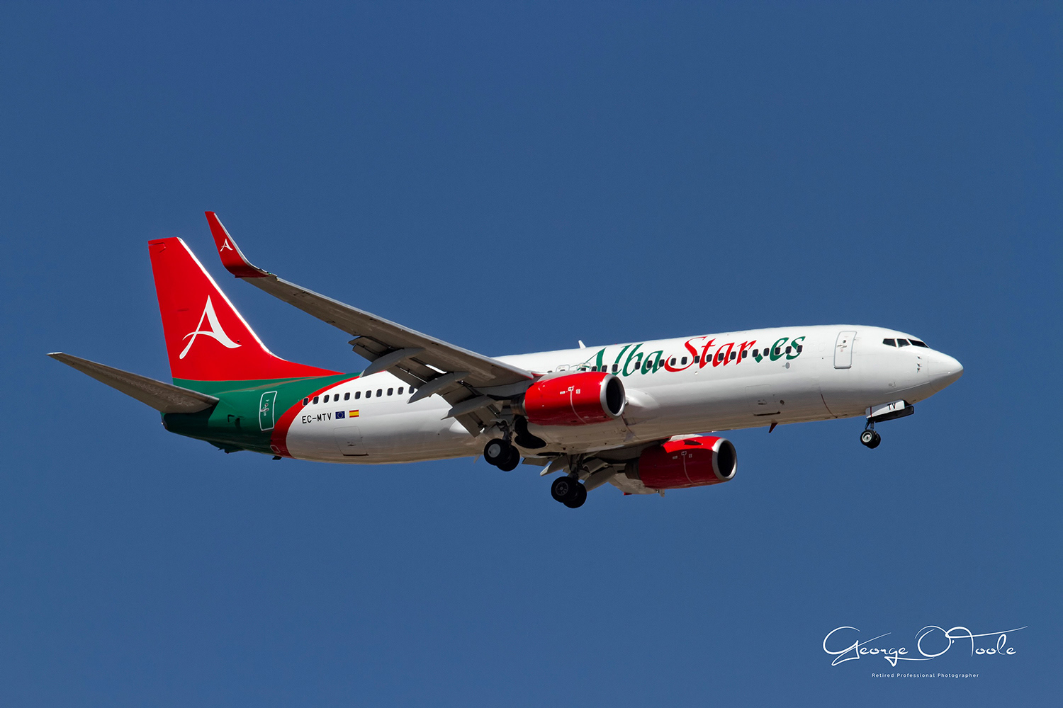 EC-MTV Boeing 737-8K5 Alba Star