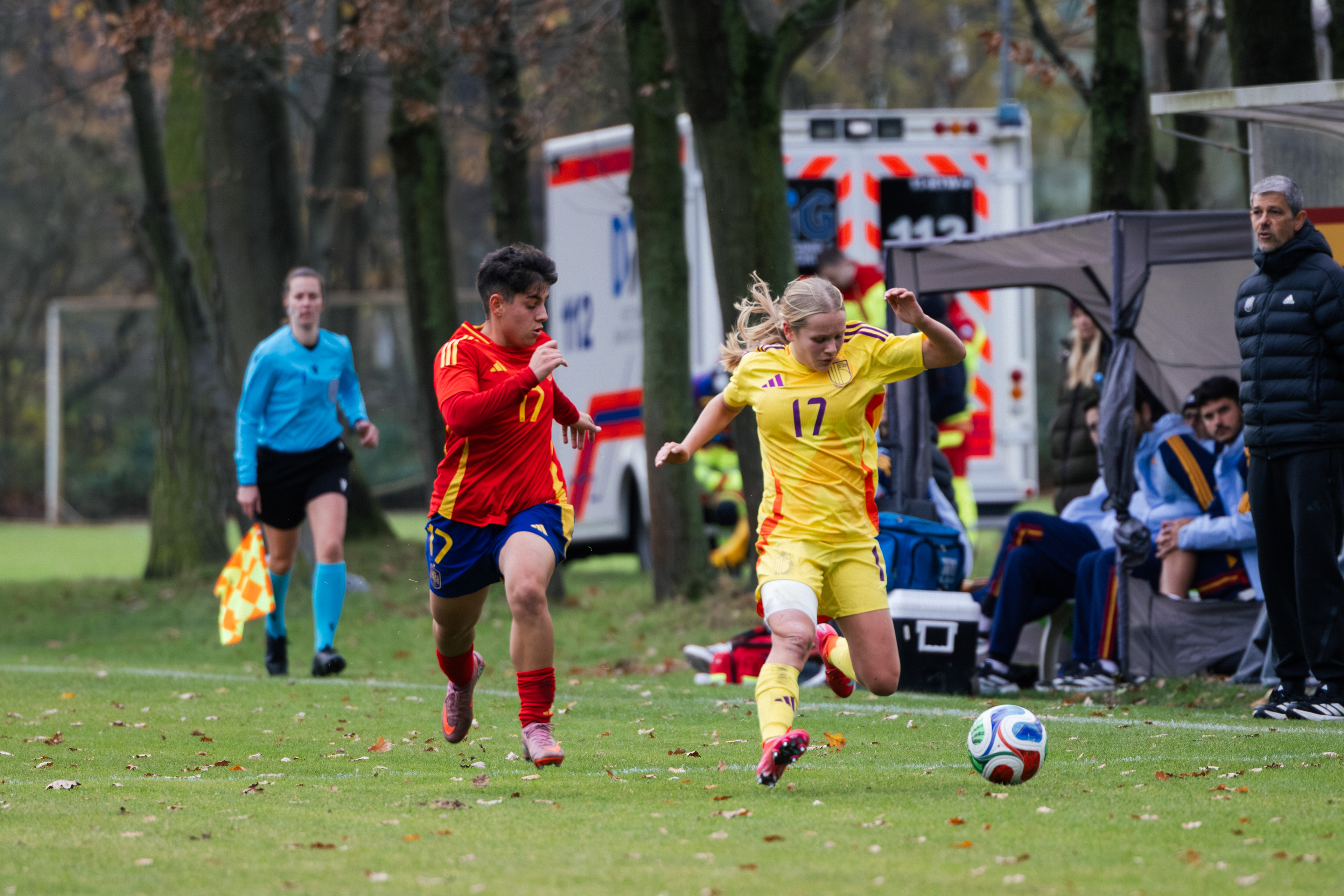 29.11.25 - Emma Moreno & Lise Bal - WU19 EQ - Spain vs Belgium