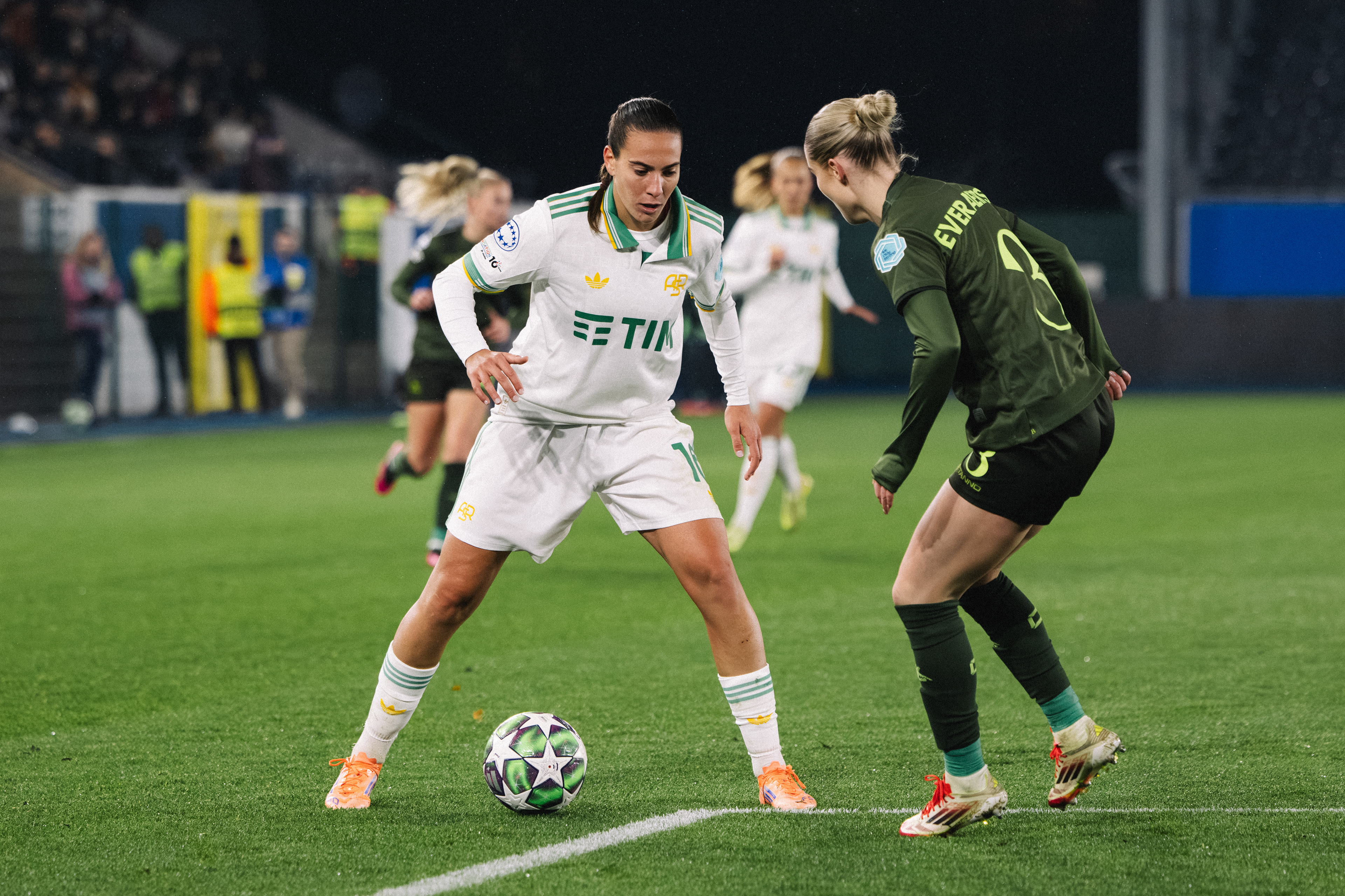 20.11.25 - Alice Corelli & Kim Everaerts - OH Leuven vs AS Roma