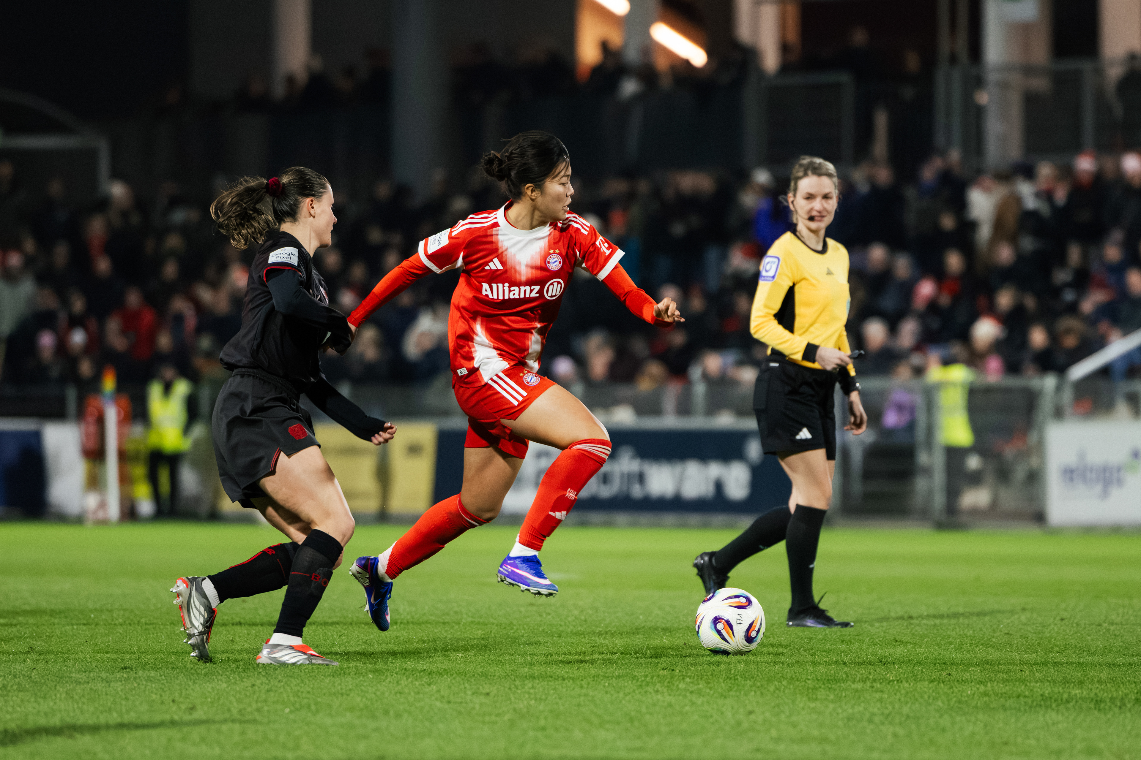 22.12.25 - Momoko Tanikawa - Bayer 04 Leverkusen vs FC Bayern München