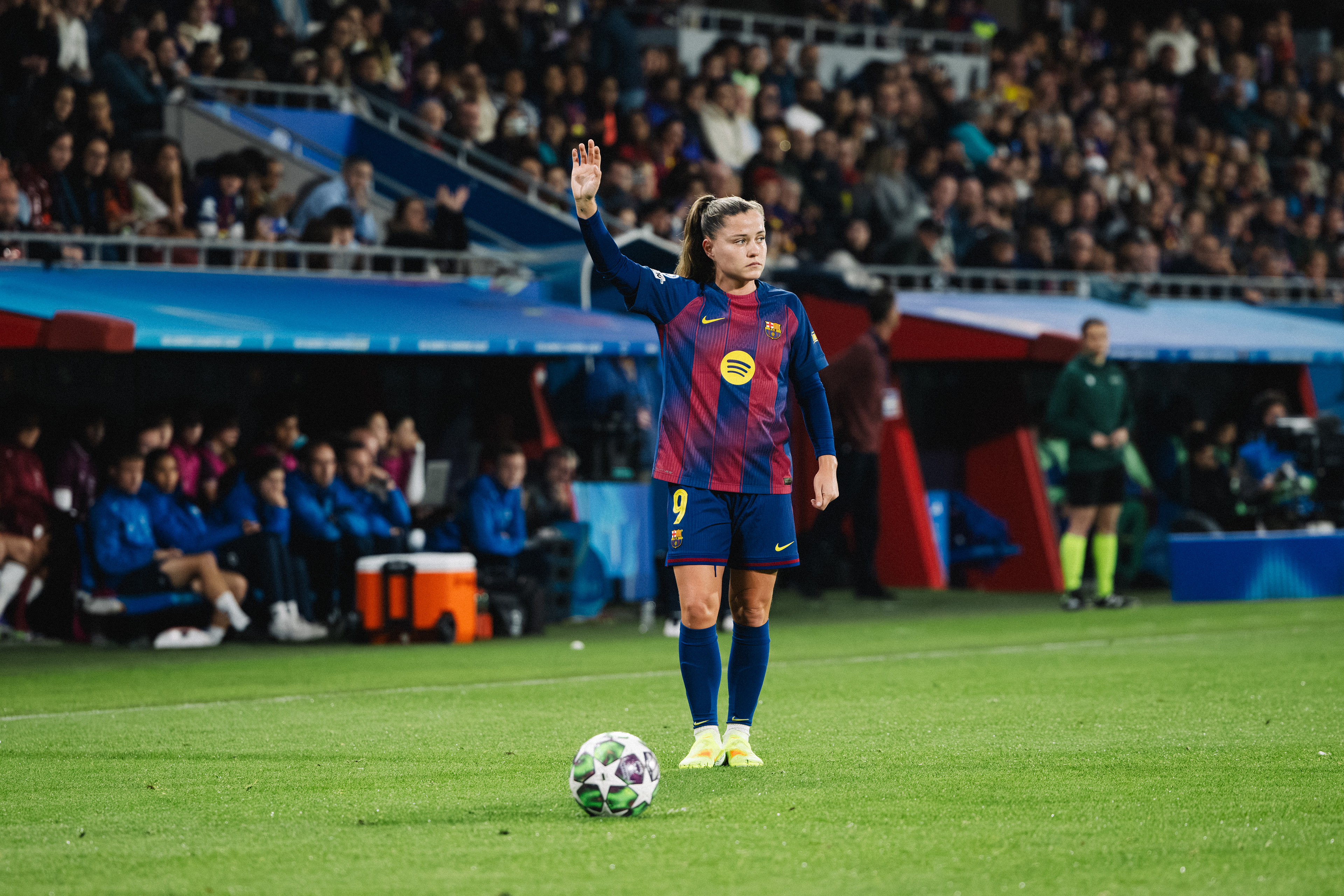 12.11.25 - Claudia Pina - FC Barcelona vs OH Leuven