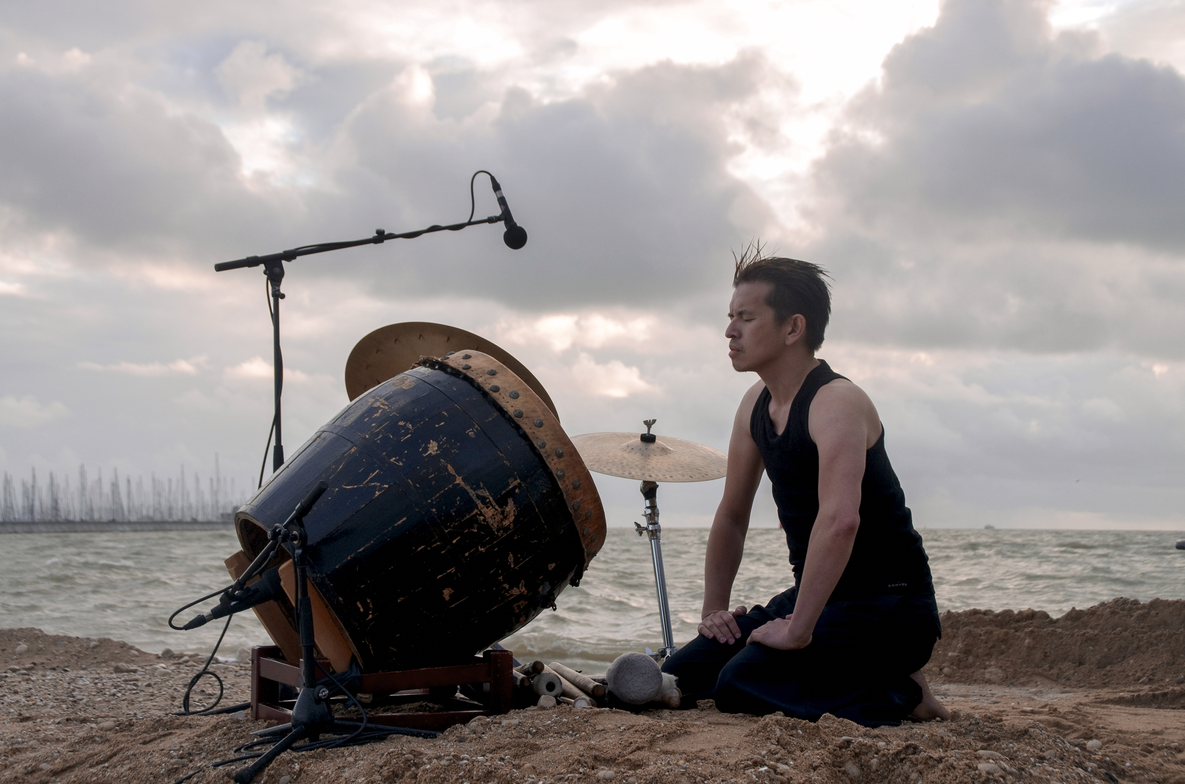 Ô et le Sablier Bleu - Tho Anothaï - CCN - Bleu Versant - 2015